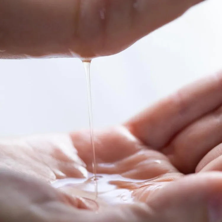 【Pre-order item】SHIRO 多效保湿滋润精华美容液 60ml