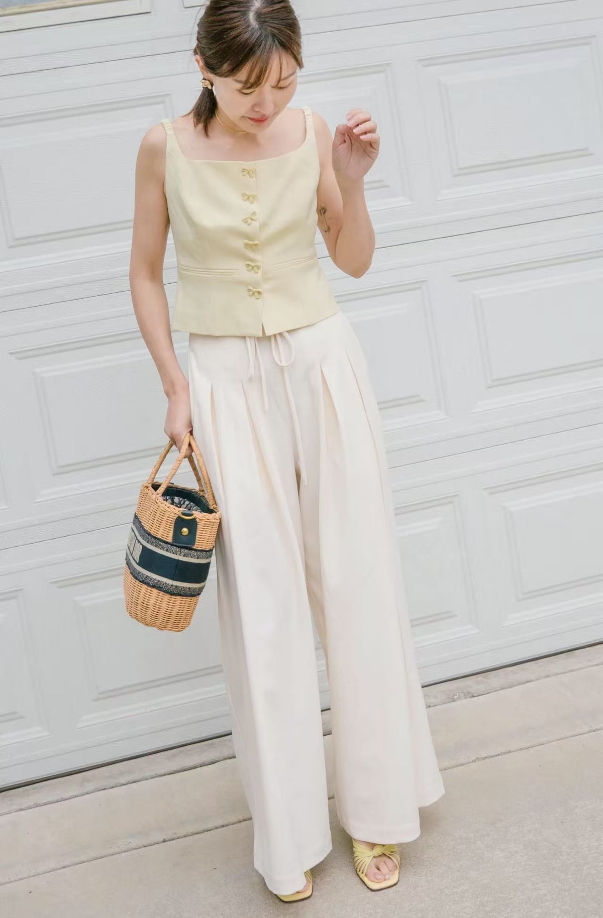 【Riko's collection】Vintage 3D Bow Button Slim Fit Suit Vest|立体蝴蝶结扣 修身复古收腰 西装背心马甲