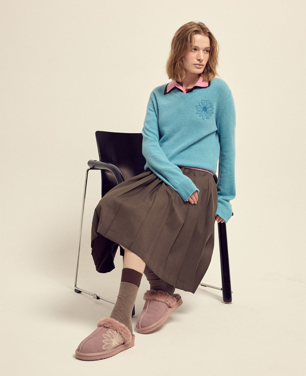 韩国 Mardi Mercredi 小雏菊V领毛衣 蓝色小蓝雏菊 均码