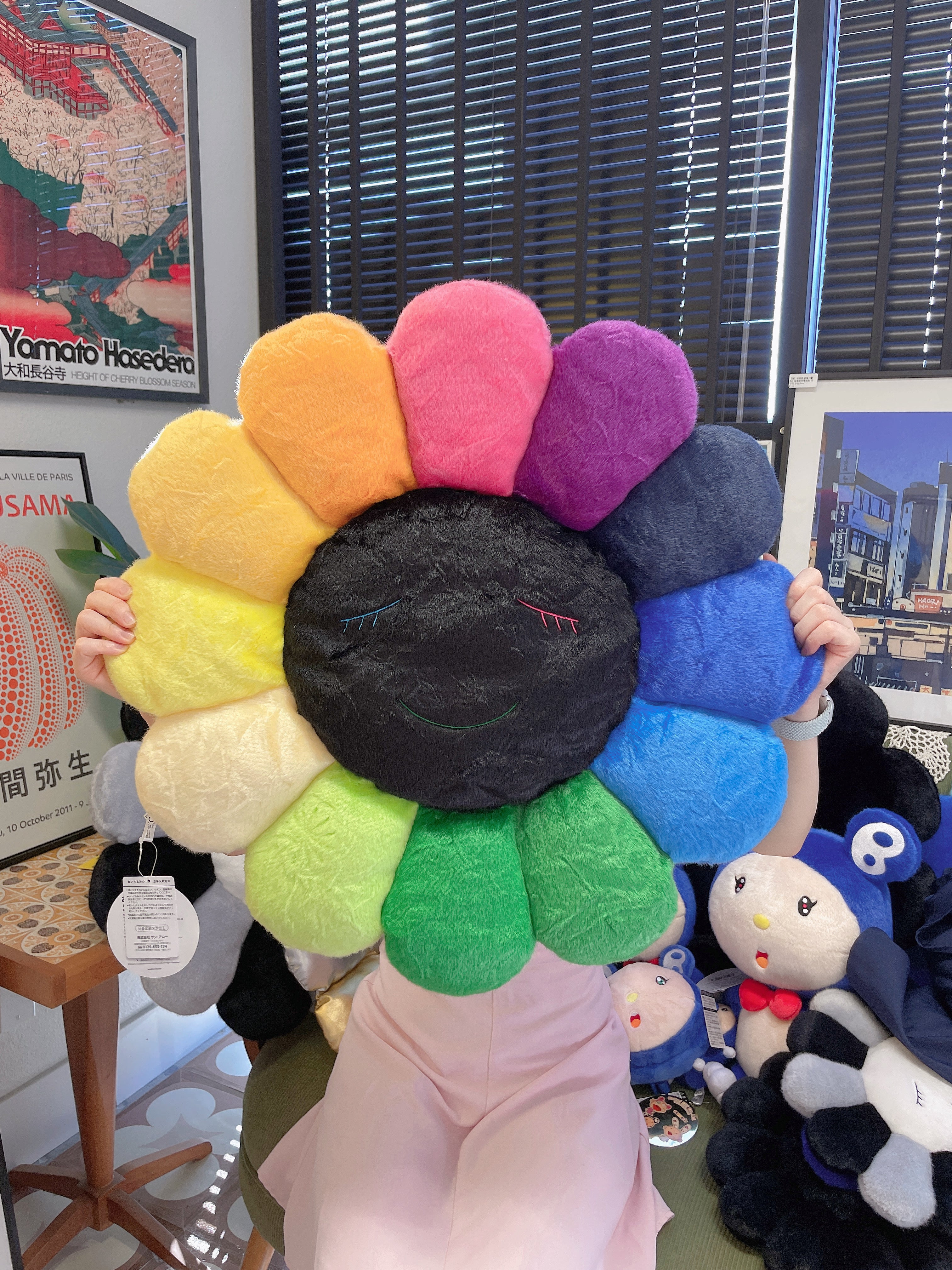 村上隆Takashi Murakami 太阳花抱枕 Rainbow&Black 60cm
