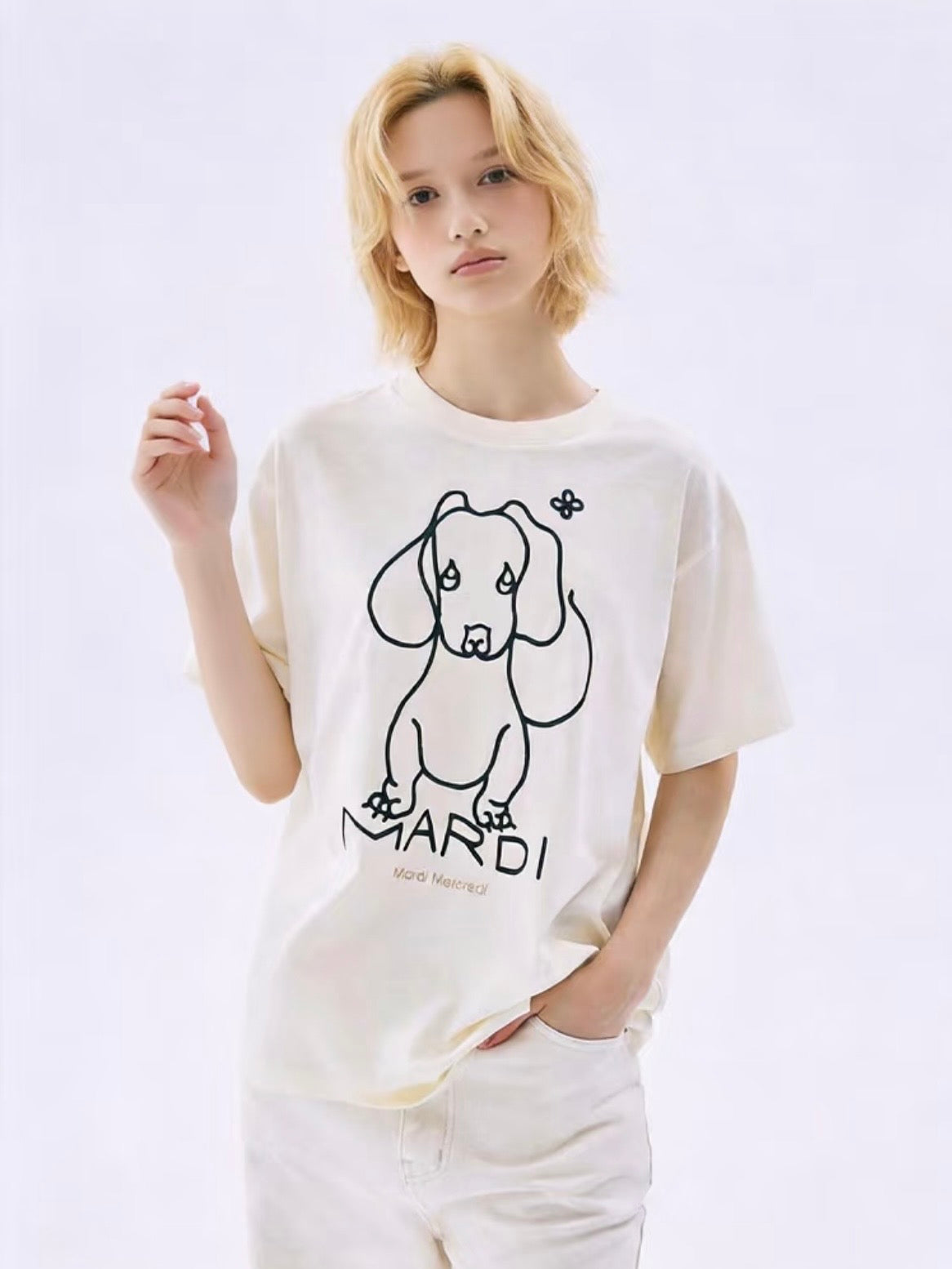韩国 MARDI MERCREDI. 春夏丑萌线条腊肠狗 短袖T 米色T