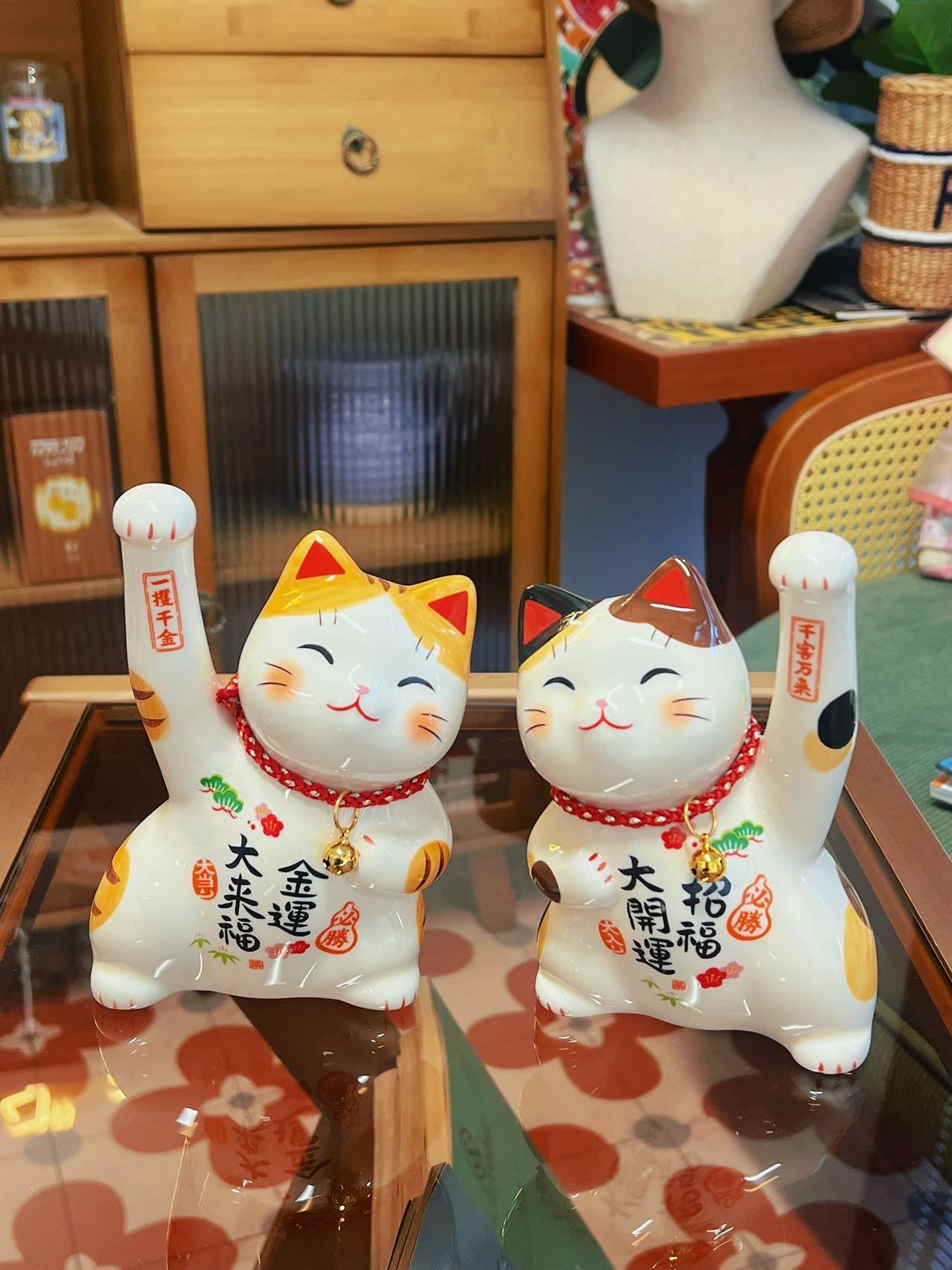 日本 薬師窯 招财猫 彩绘必胜 金运招财猫 大号 H14.5×W12×D12cm