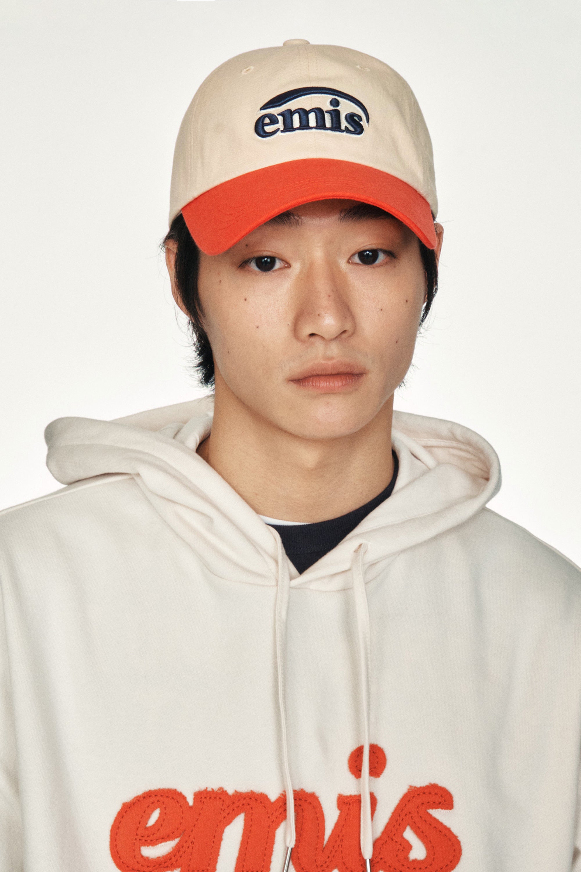 emis Duo Logo Two Tone Ball Cap Beige 韩国 emis 拼色棒球帽 米色拼红色 双层刺绣标