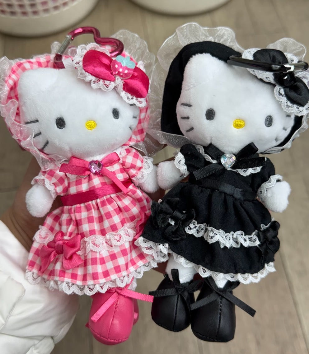 日本 SANRIO 三丽鸥 NIC 洛丽塔kitty挂件 爱心扣