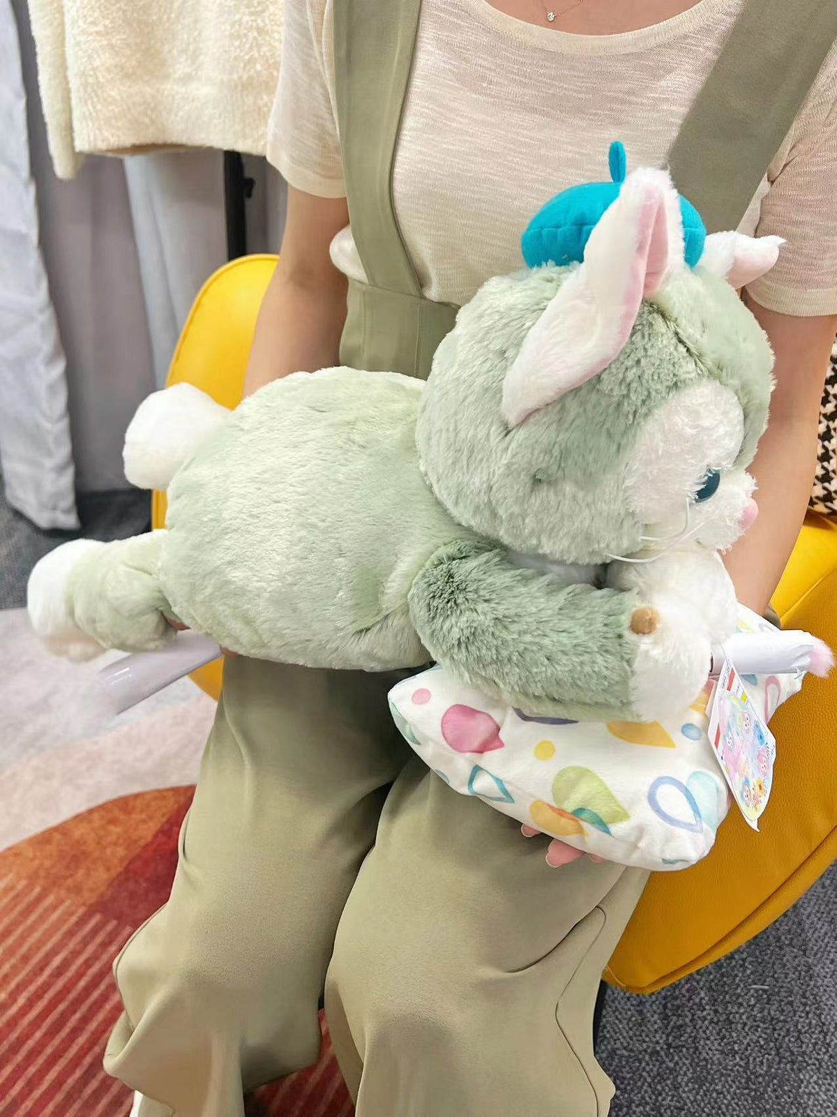 Tokyo Disney 东京迪斯尼 雨衣系列托尼抱枕(长约53CM)