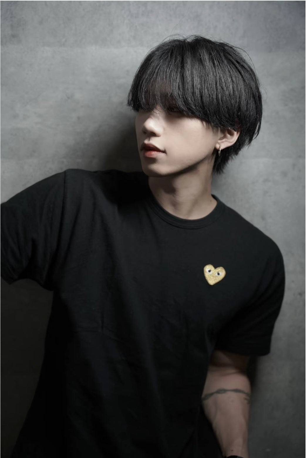 COMME des GARÇONS 川久保玲T恤黑色金心（尺码偏小，洗后也会缩水尽量