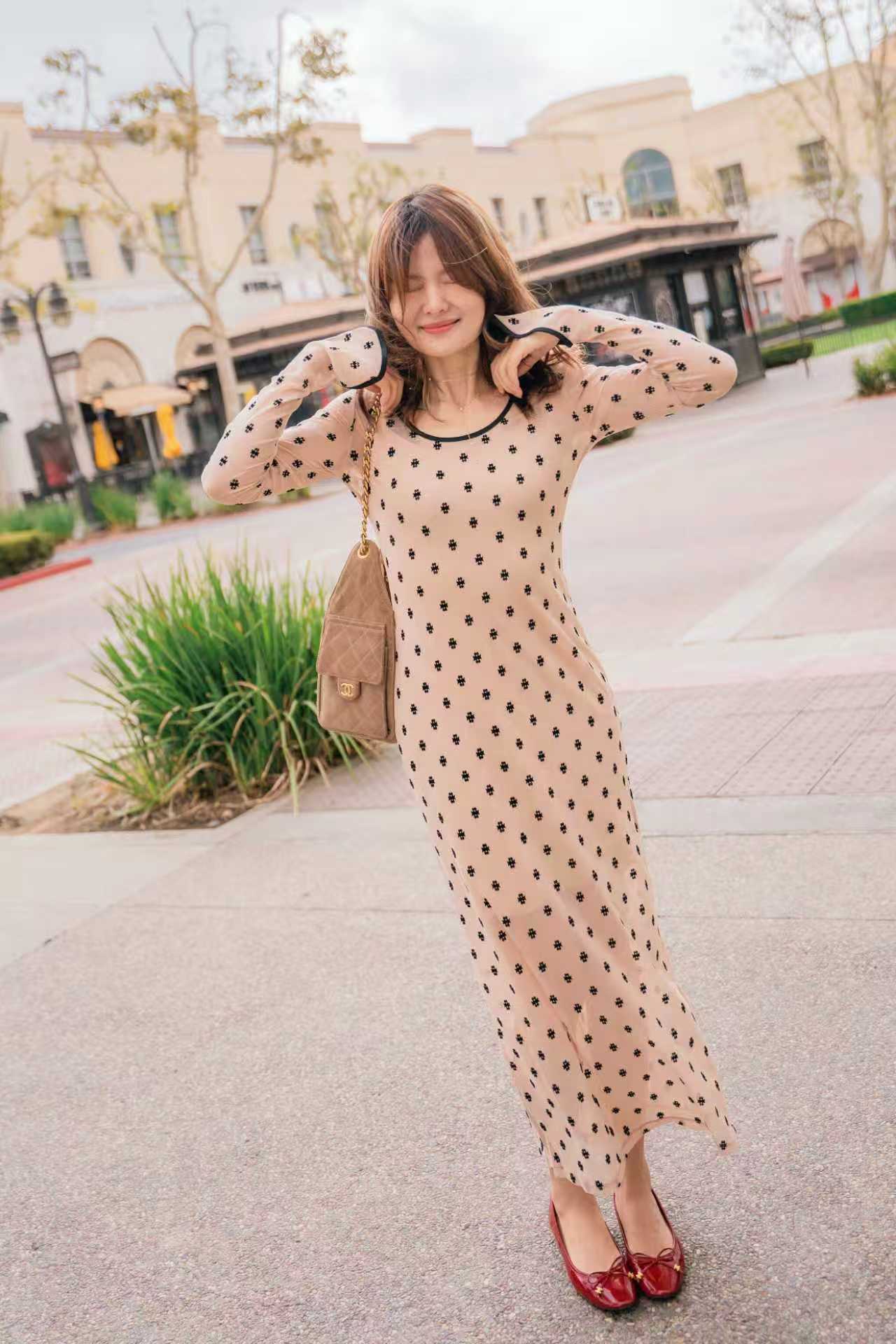 日本USAGI ONLINE  SORIN 天鹅湖 波点复古风连身长裙