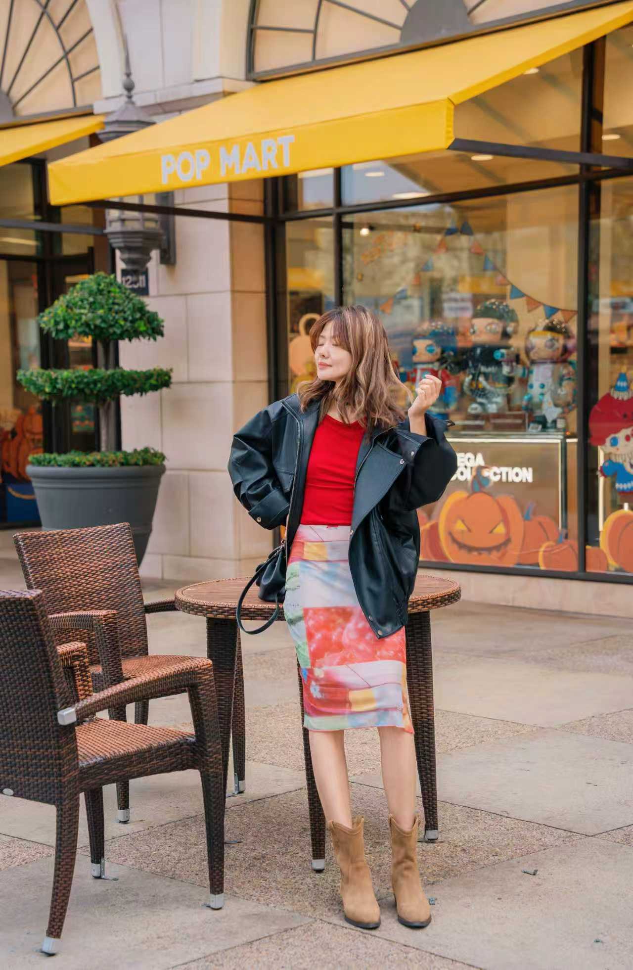 【Riko's collection】后露背收腰短款简约T恤