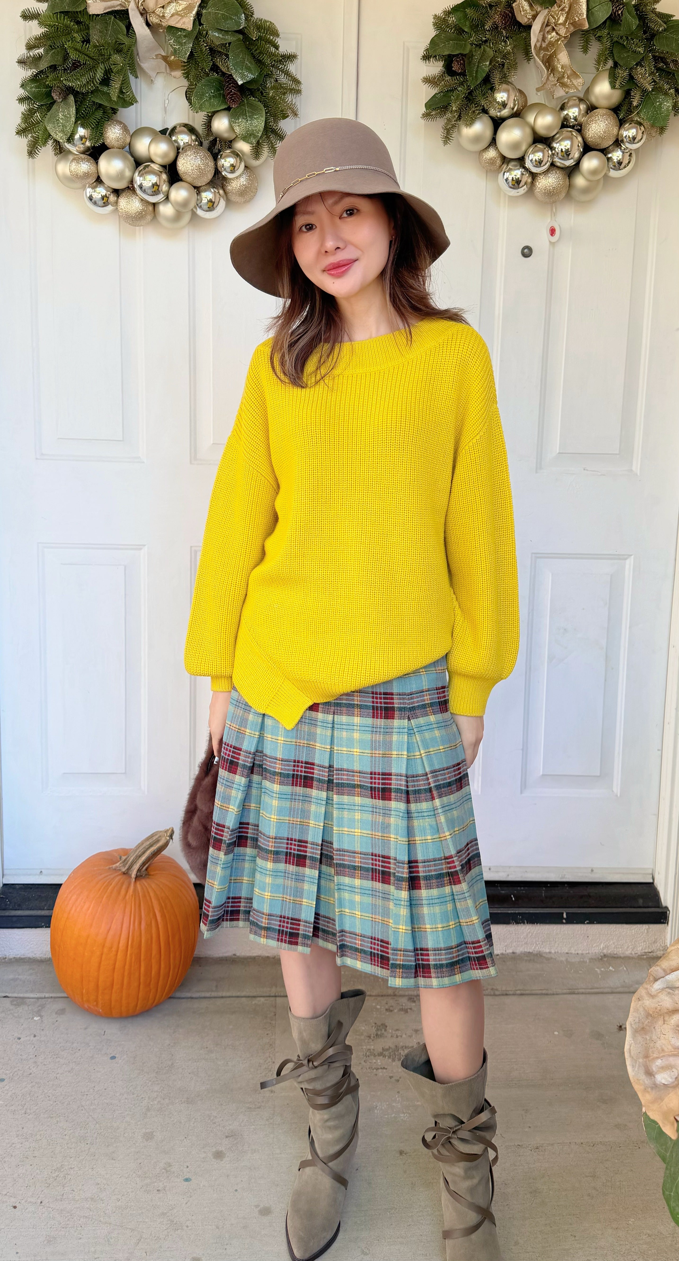 【Riko's collection】暖黄色一字肩不规则下摆绵羊毛毛衣