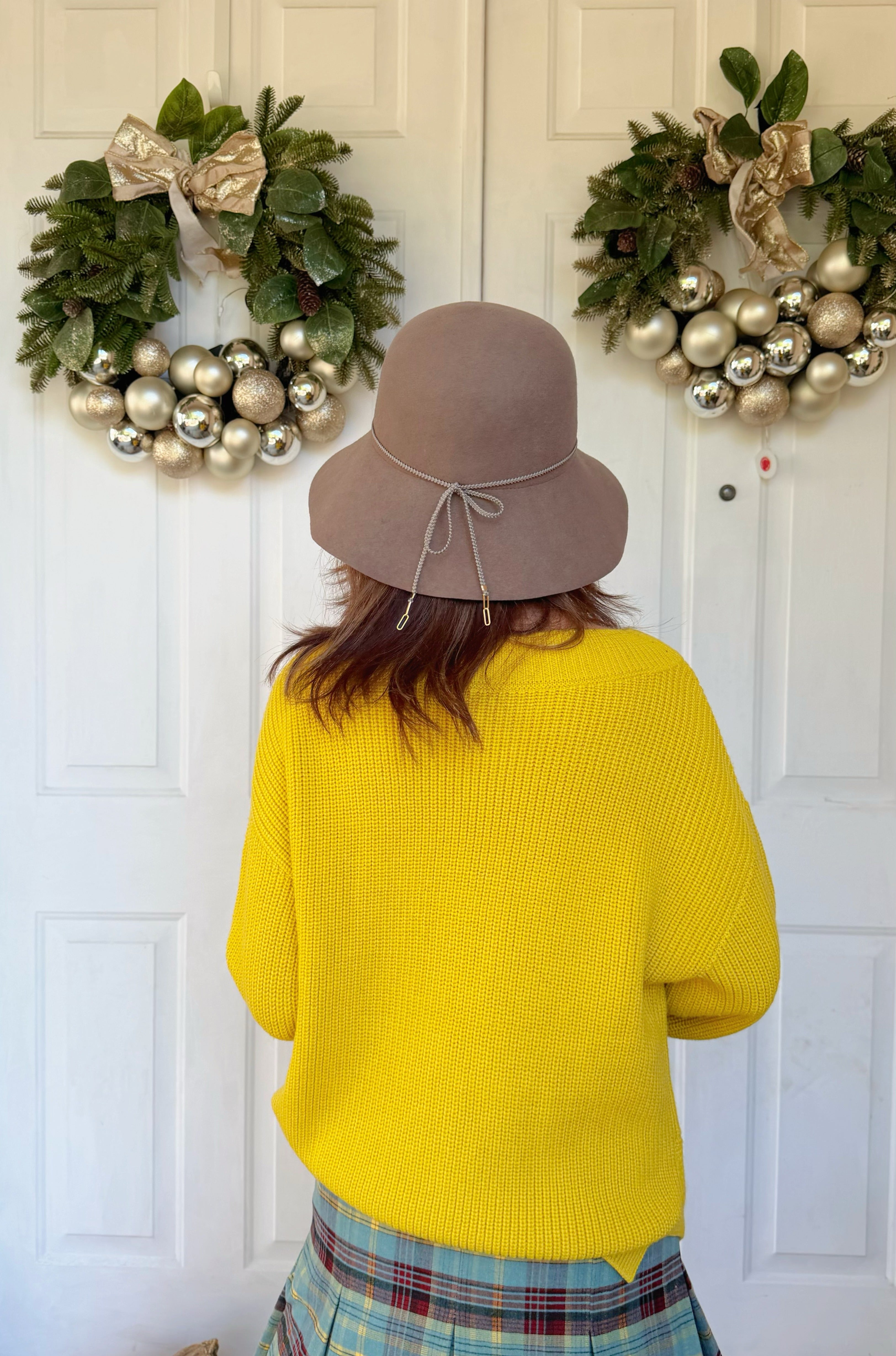 【Riko's collection】暖黄色一字肩不规则下摆绵羊毛毛衣