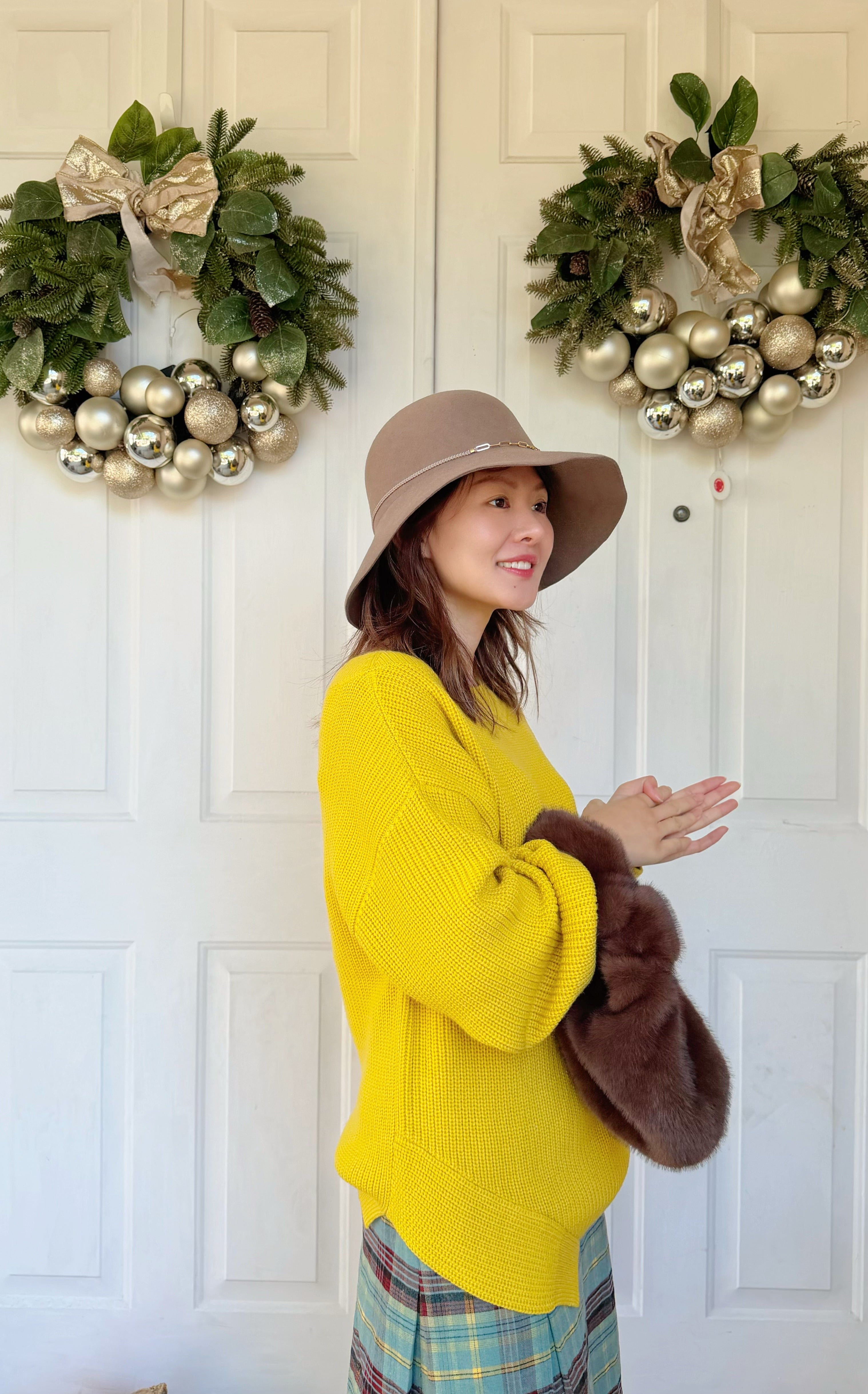 【Riko's collection】暖黄色一字肩不规则下摆绵羊毛毛衣