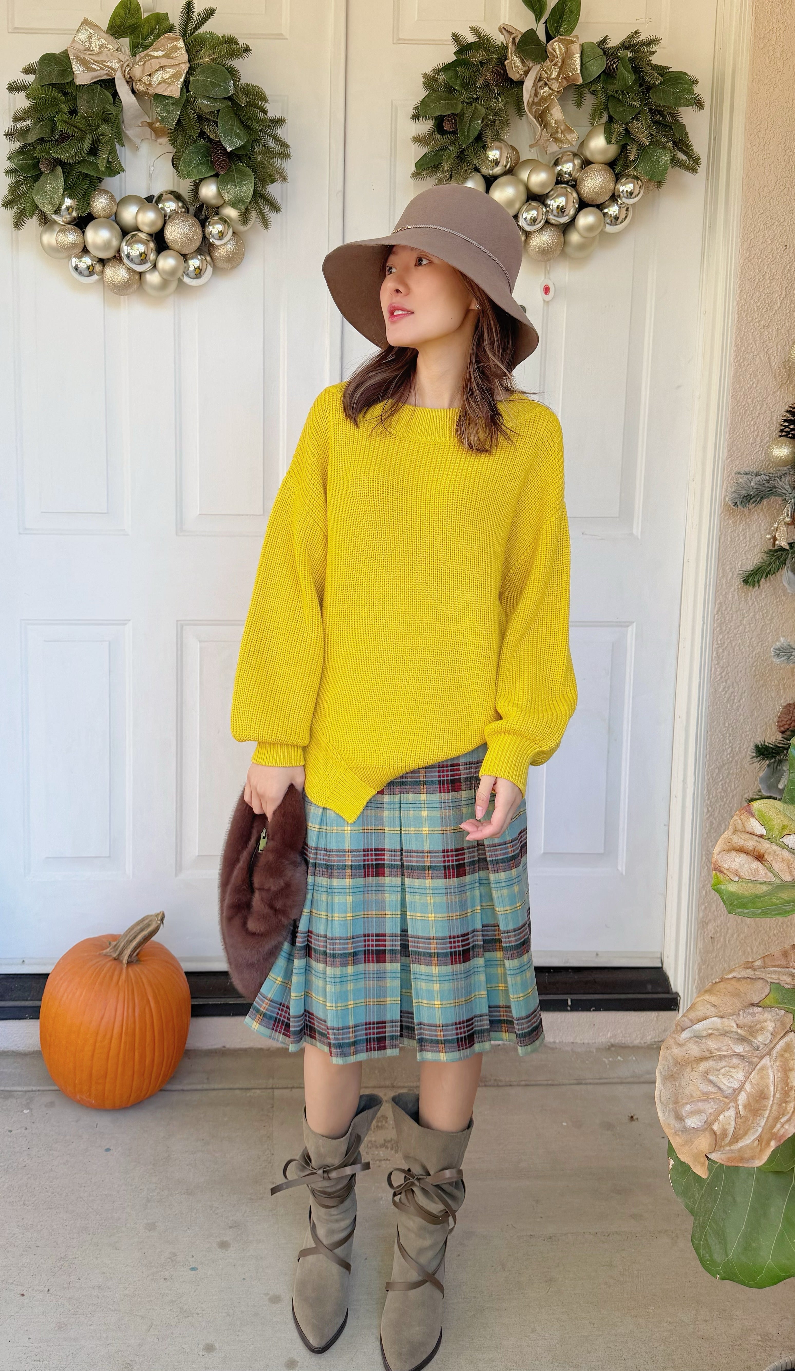 【Riko's collection】暖黄色一字肩不规则下摆绵羊毛毛衣