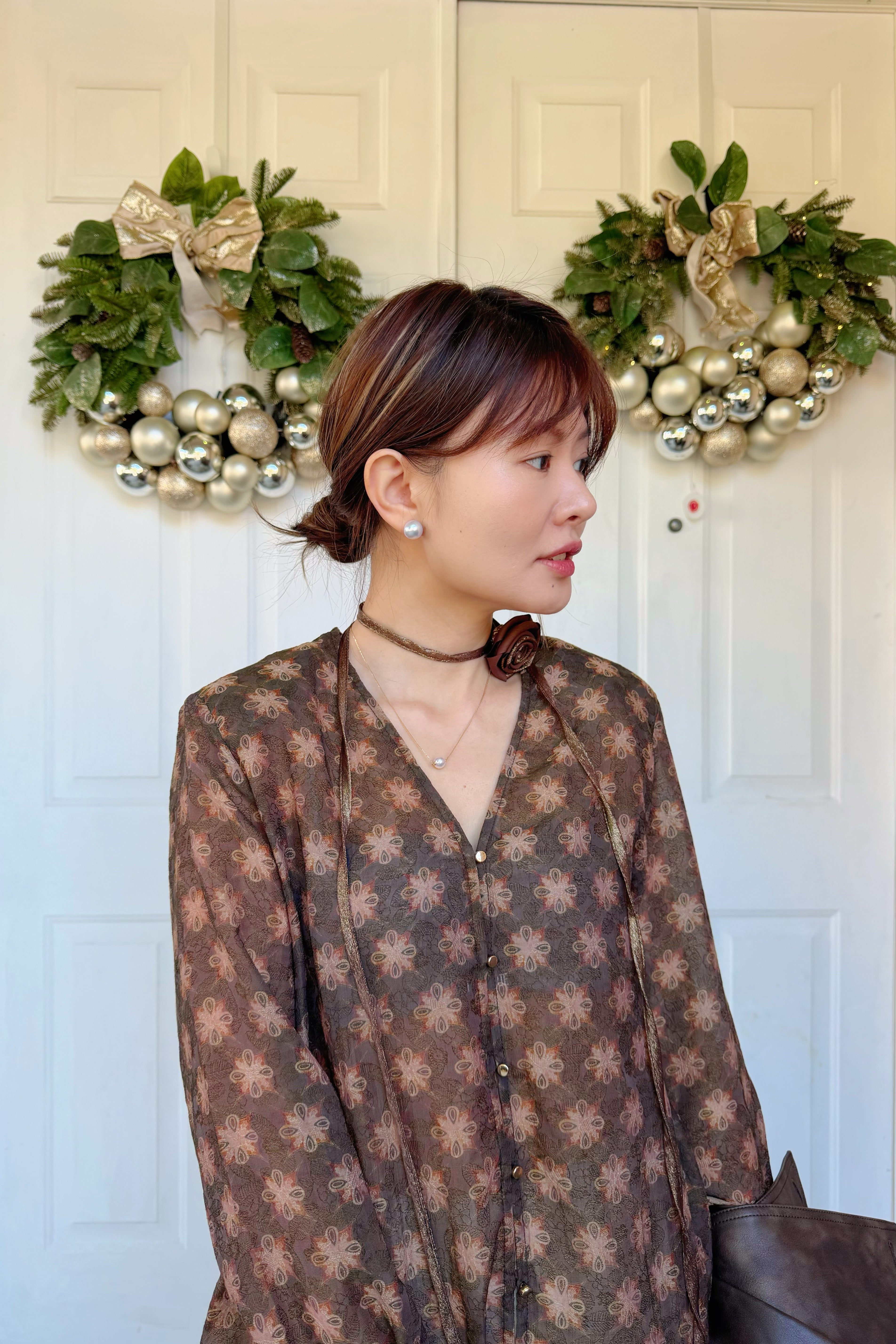 【Riko's collection】老钱风 复古铜氨天丝V领花朵系绳衬衫