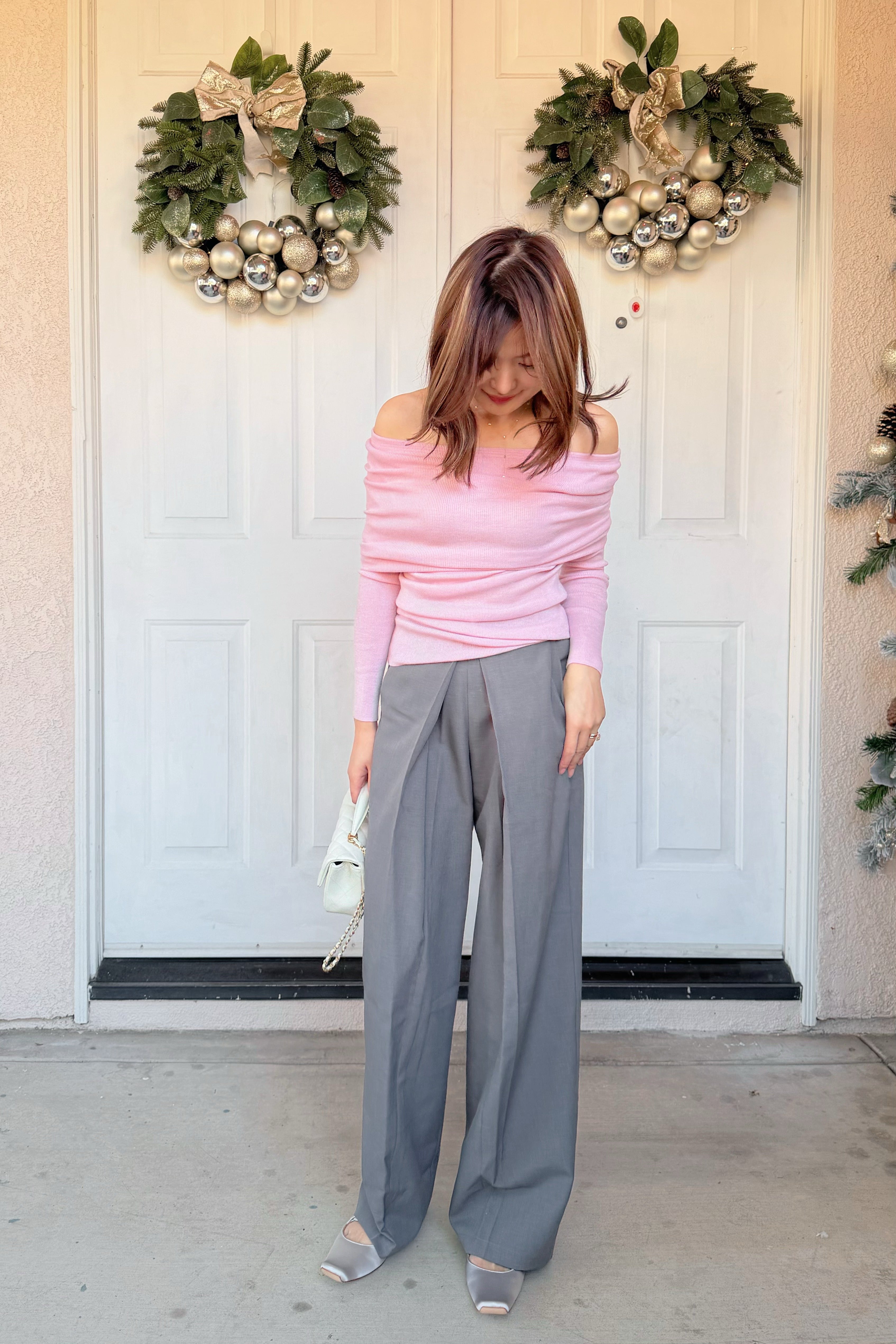 【Riko's collection】法式一字领露肩长袖毛衣樱花粉色