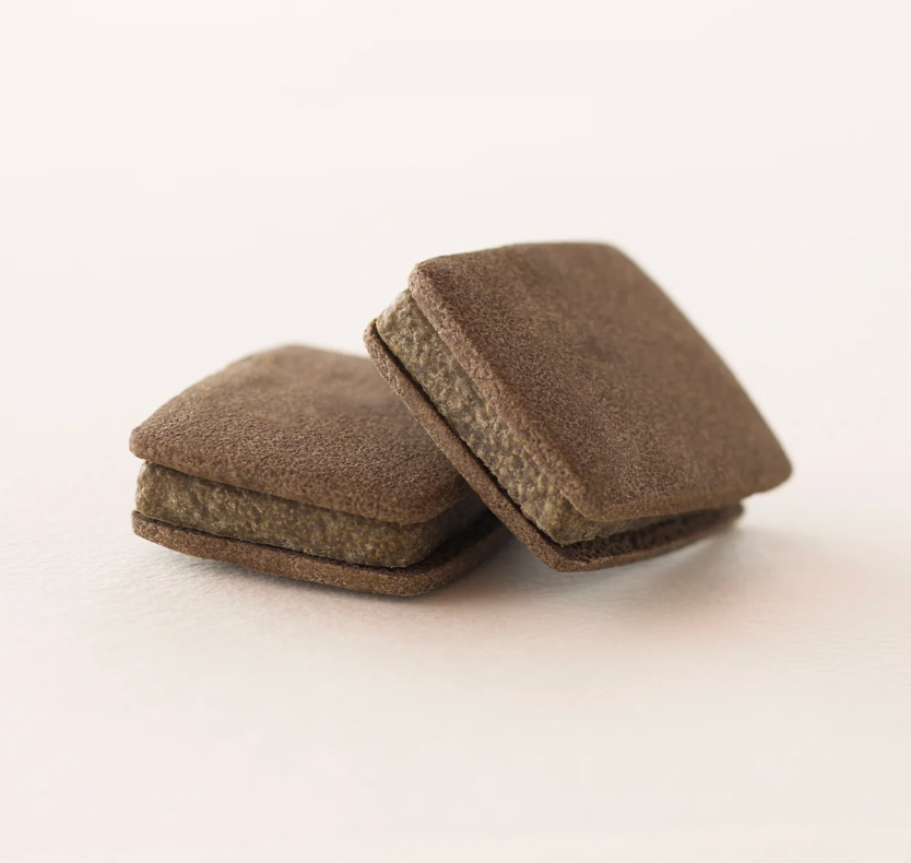 Nakamura Tokichi Hojicha Chocolate Sandwich Cookies 中村藤吉焙茶巧克力饼  5 pieces （EXP：08/14/2026）