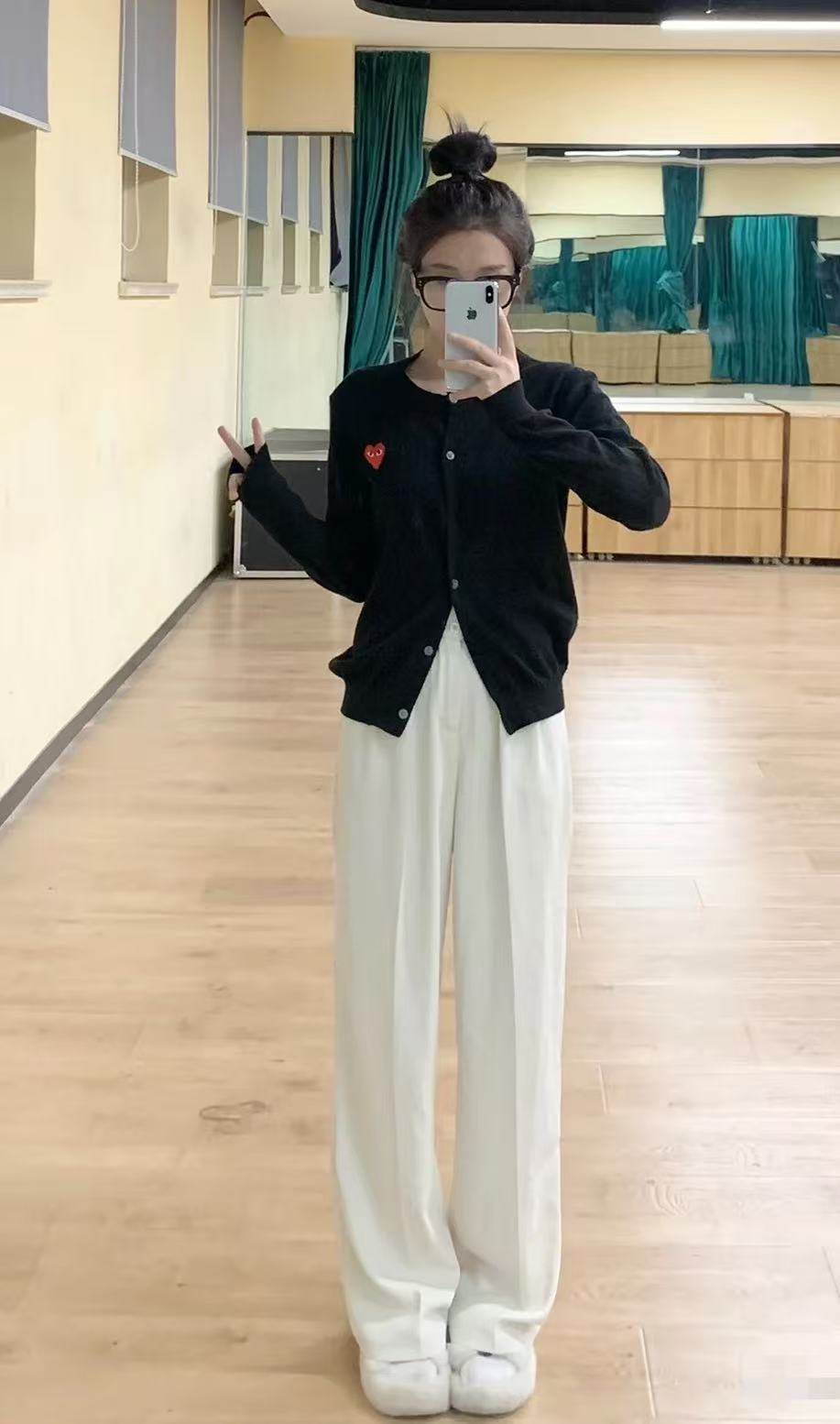 COMME des GARÇONS 川久保玲  开衫 【黑色圆领 单红心♥️】