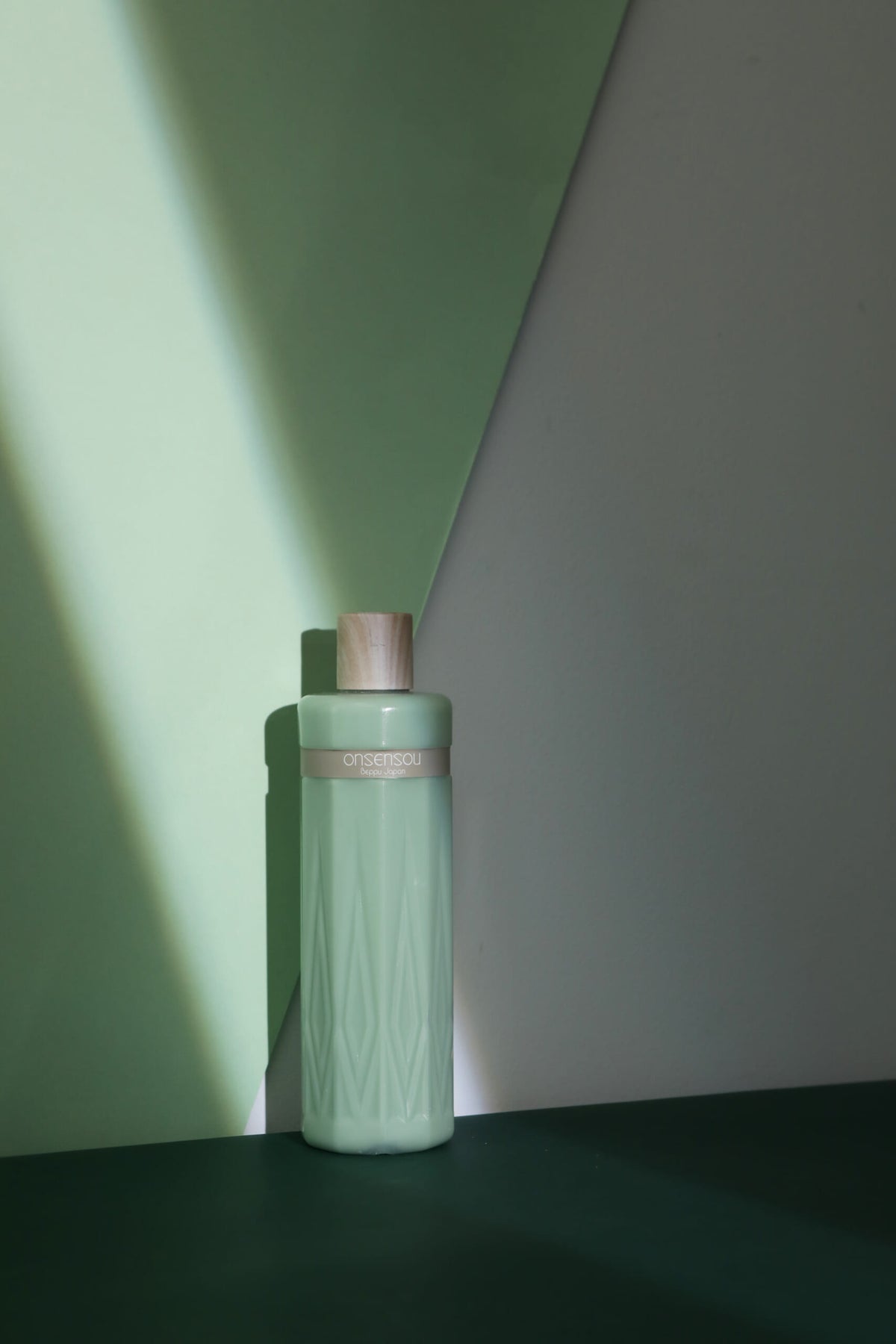 ONSENSOU Hot Spring Algae Scalp Care Hair Conditioner 温泉藻护发素 300ml