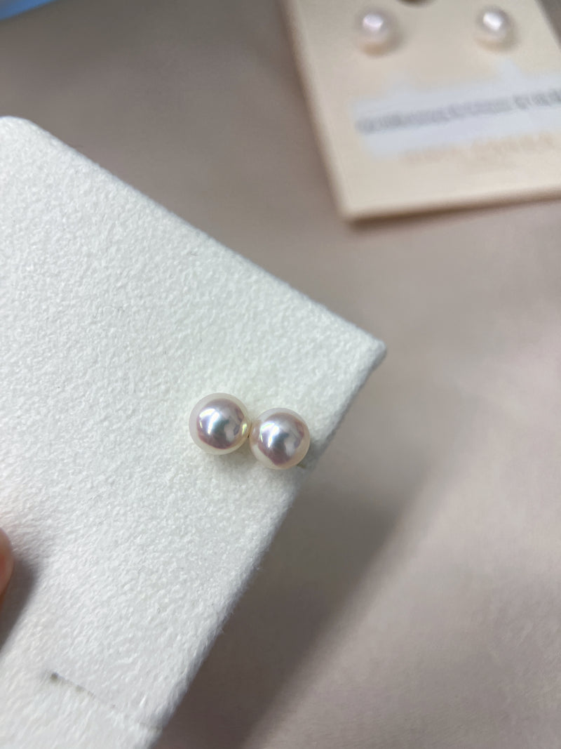 【MIKIMOTO 御木本珍珠】mikimoto 耳钉 珠子级别：6.5mm，Q2，耳钉拖黄金+耳堵有钢印