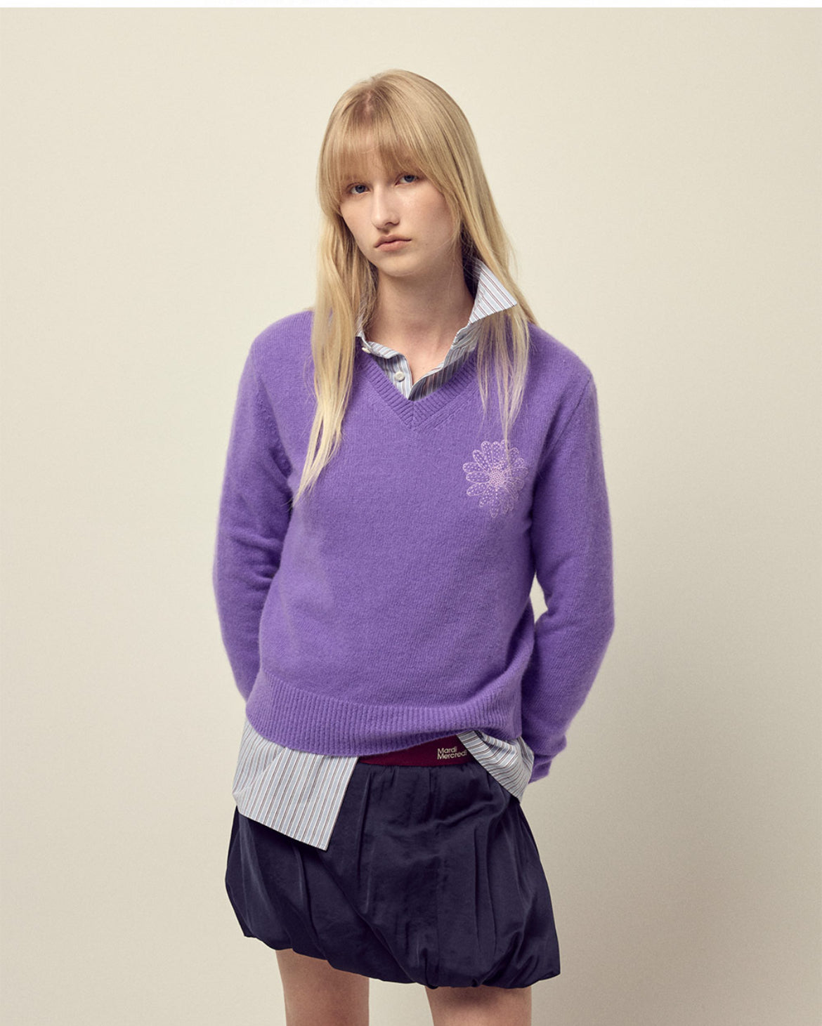 韩国 Mardi Mercredi 小雏菊V领毛衣 紫色小紫雏菊 均码