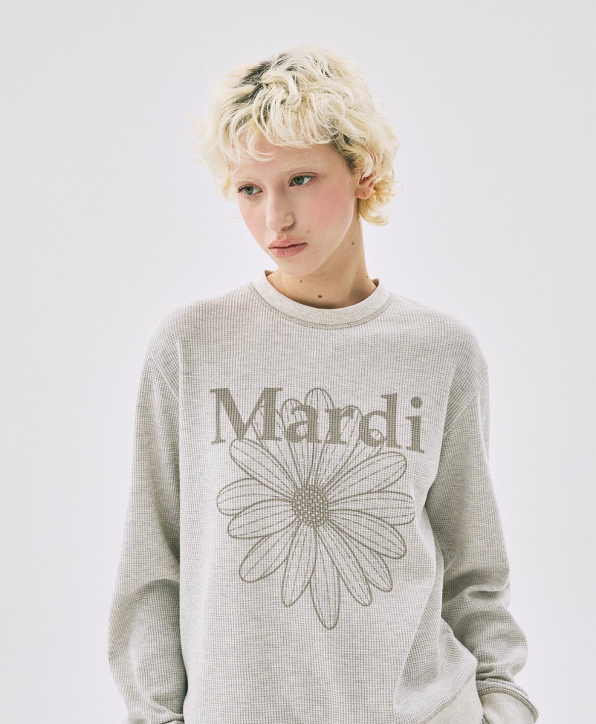 Mardi Mercredi Waffle Sweatshirt FlowerMardi One Size 韩国 华夫格纹雏菊印花卫衣 燕麦色
