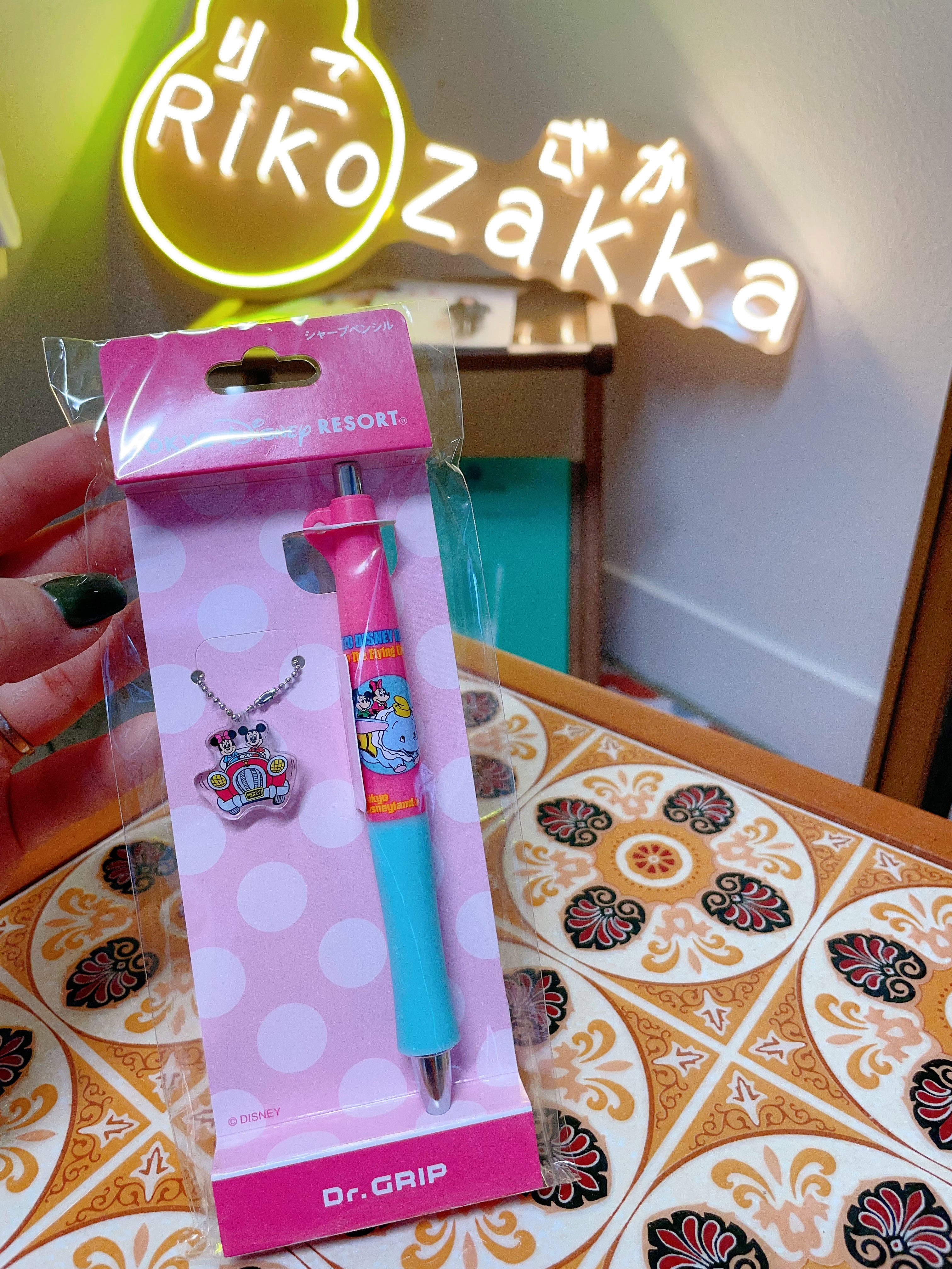 Tokyo Disney 东京迪斯尼  Dr.Grip 摇摇出铅笔 自动铅笔 带挂件 笔芯0.5mm