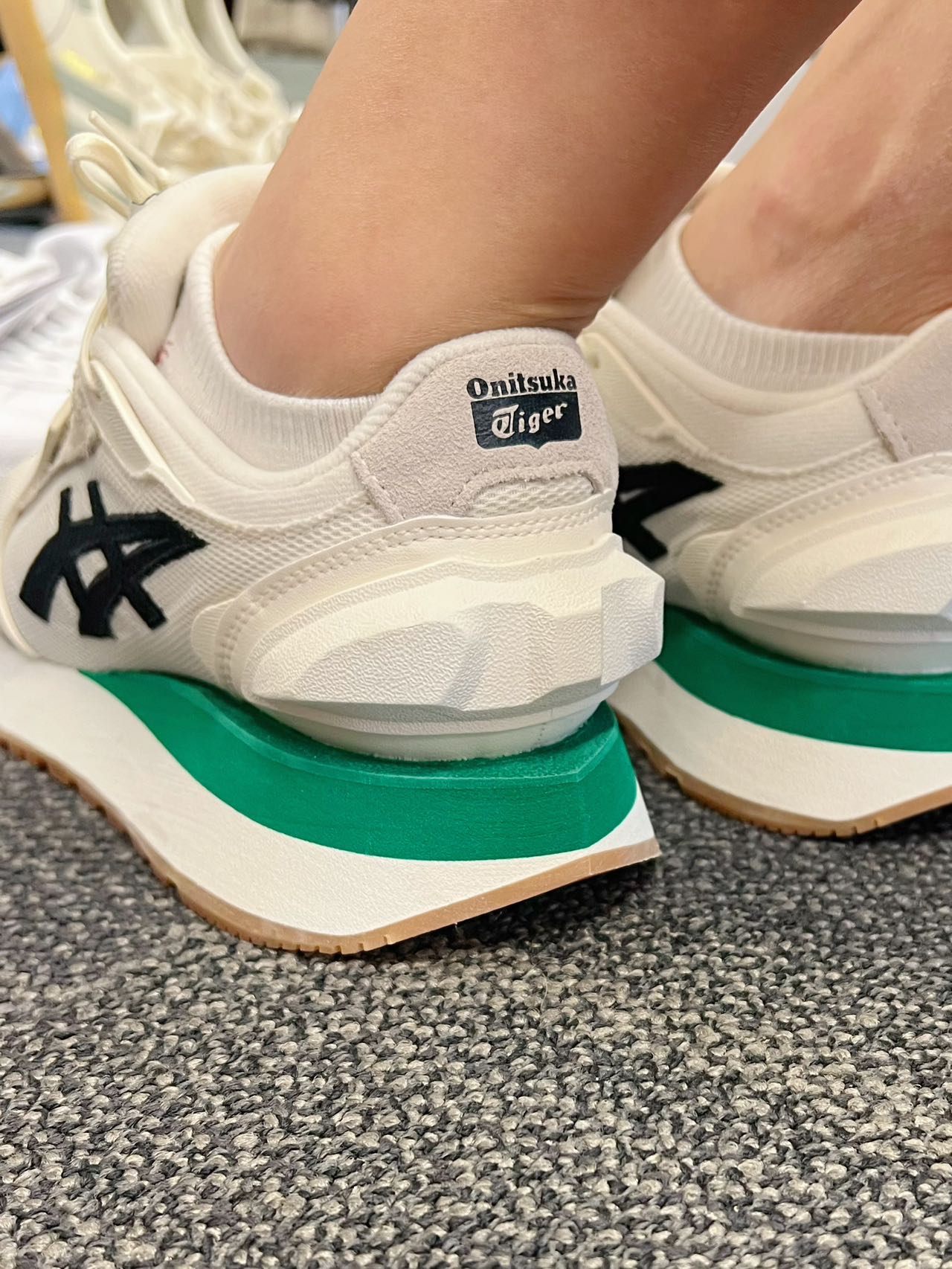 Onitsuka Tiger鬼冢虎MOAGE CO 舒适系带休闲老爹鞋厚底增高米色