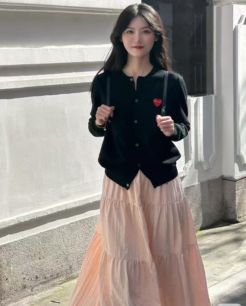 COMME des GARÇONS 川久保玲  开衫 【黑色圆领 单红心♥️】