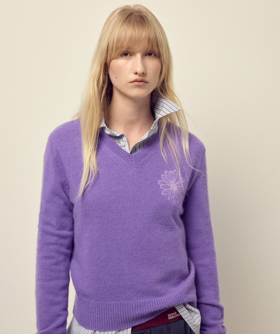 韩国 Mardi Mercredi 小雏菊V领毛衣 紫色小紫雏菊 均码