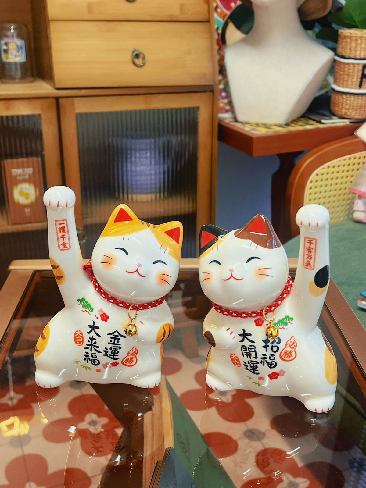 日本薬師窯招财猫彩绘必胜金运招财猫大号H14.5×W12×D12cm