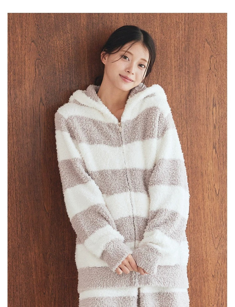 gelato pique 【山田凉介同款】25秋冬新品毛绒套装 男女同款 灰白条