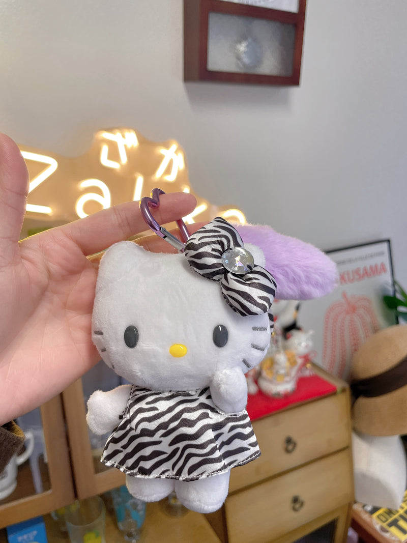 日本 SANRIO 三丽鸥 NIC 斑马纹爱心扣 挂件