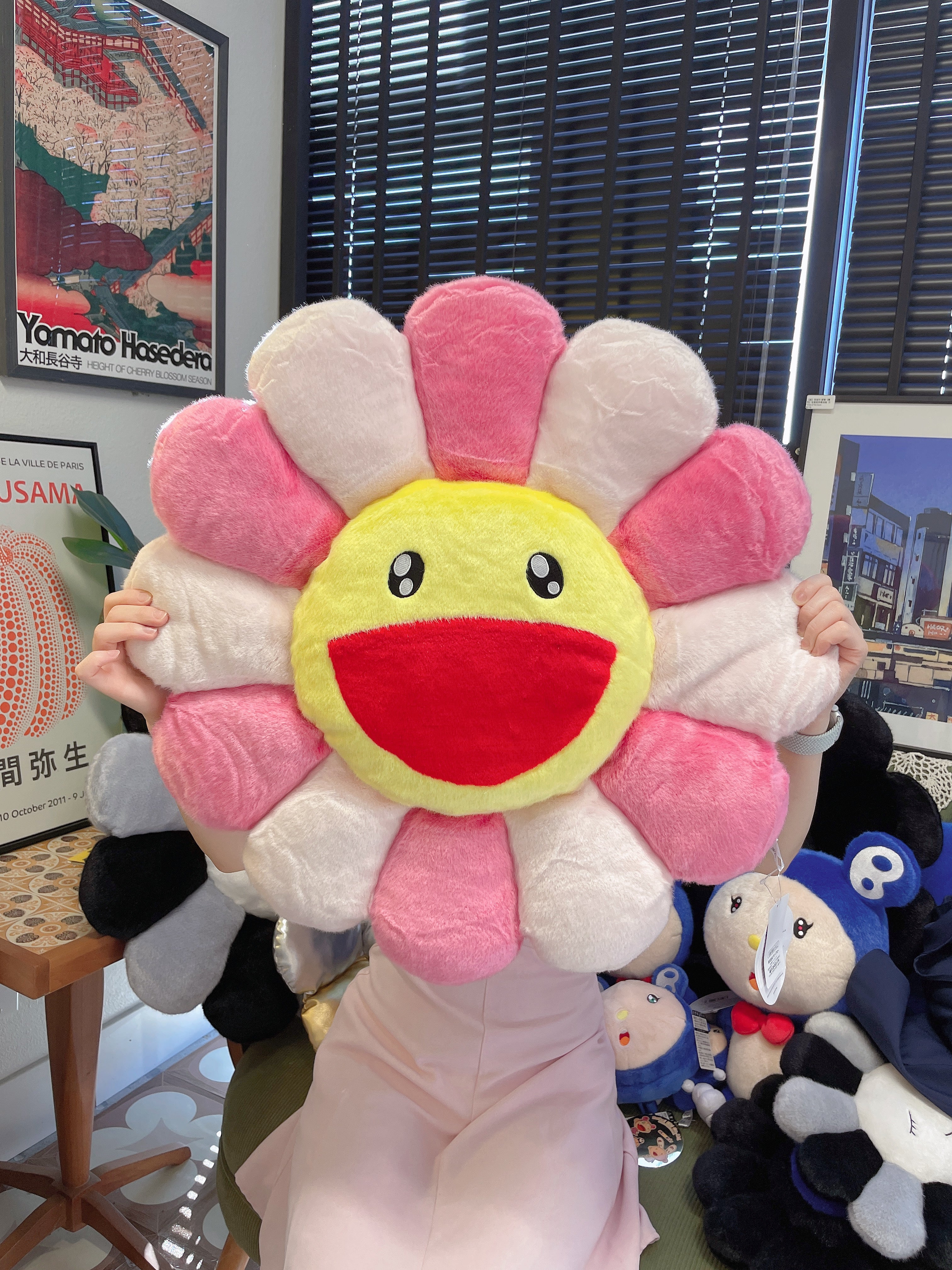 村上隆Takashi Murakami 太阳花抱枕   Pink&Yellow  60cm