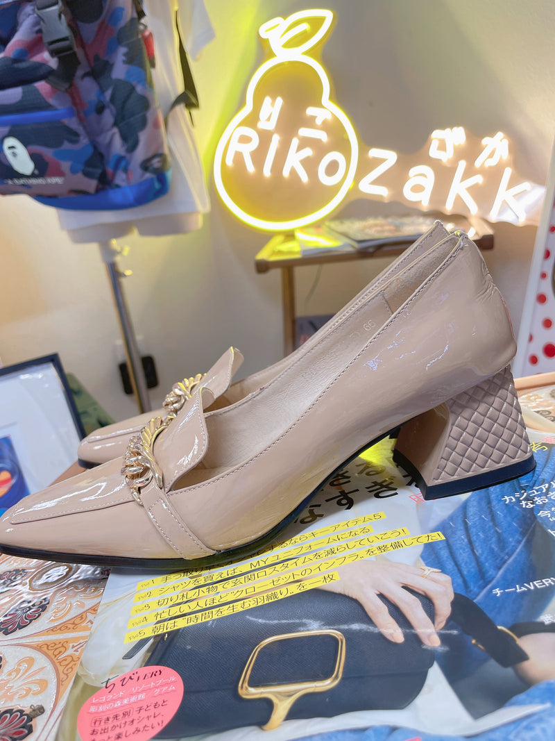 【Riko's collection】裸色漆皮粗跟单鞋 尺码38