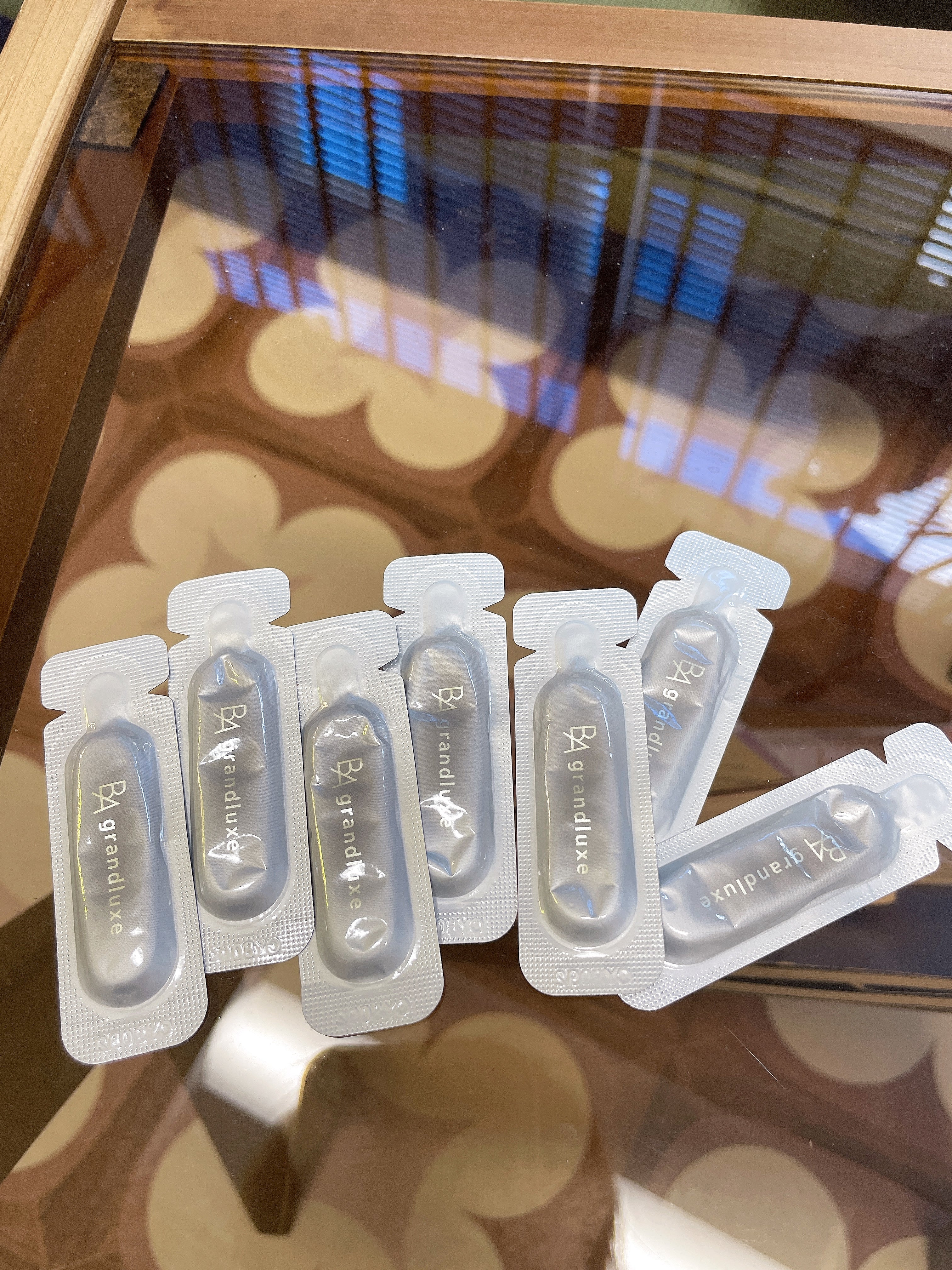 日本POLA宝丽 极光精华 第四代小样