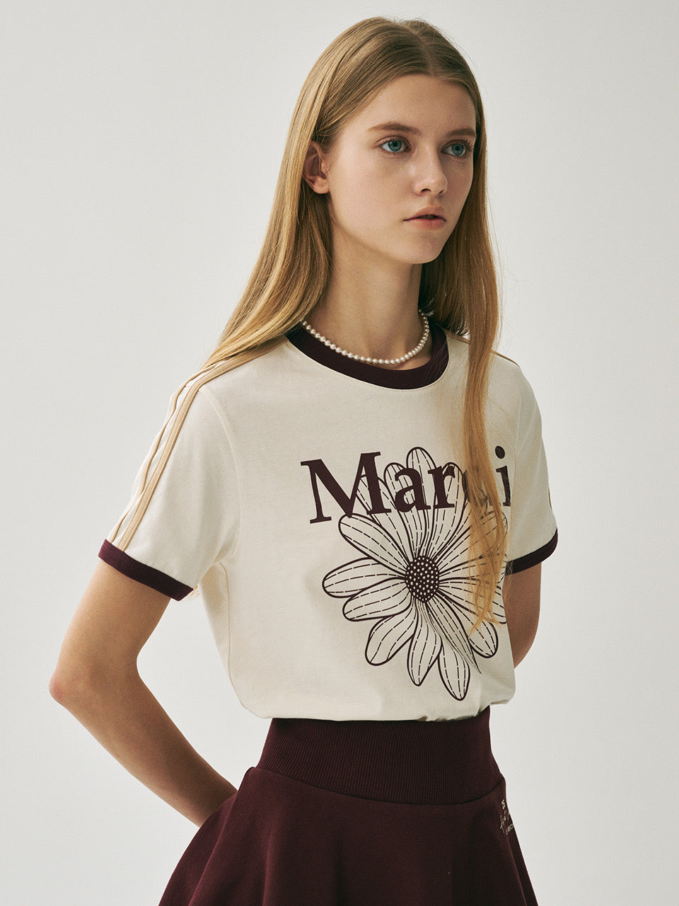 Mardi Mercredi Slim Ringer Tshirt FlowerMardi Cream Burgundy One Size 韩国 修身纯棉雏菊印花短袖T恤 奶油酒红 均码