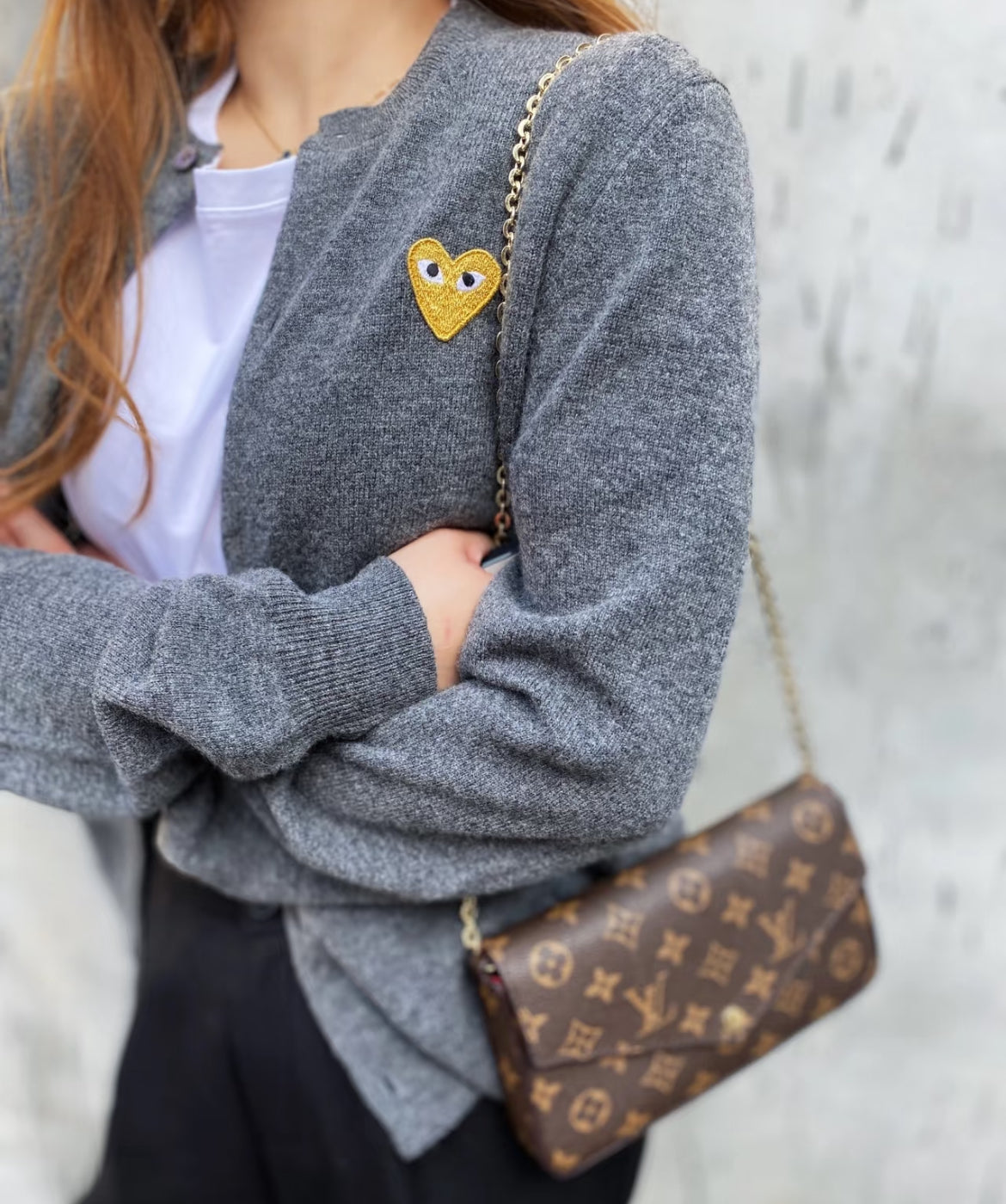 ✨極美品/縮絨ウール✨COMME des GARÇONS グレー ひじ布 SM位 Comme des Garçons Play Hoodie in Gray | SVD USA