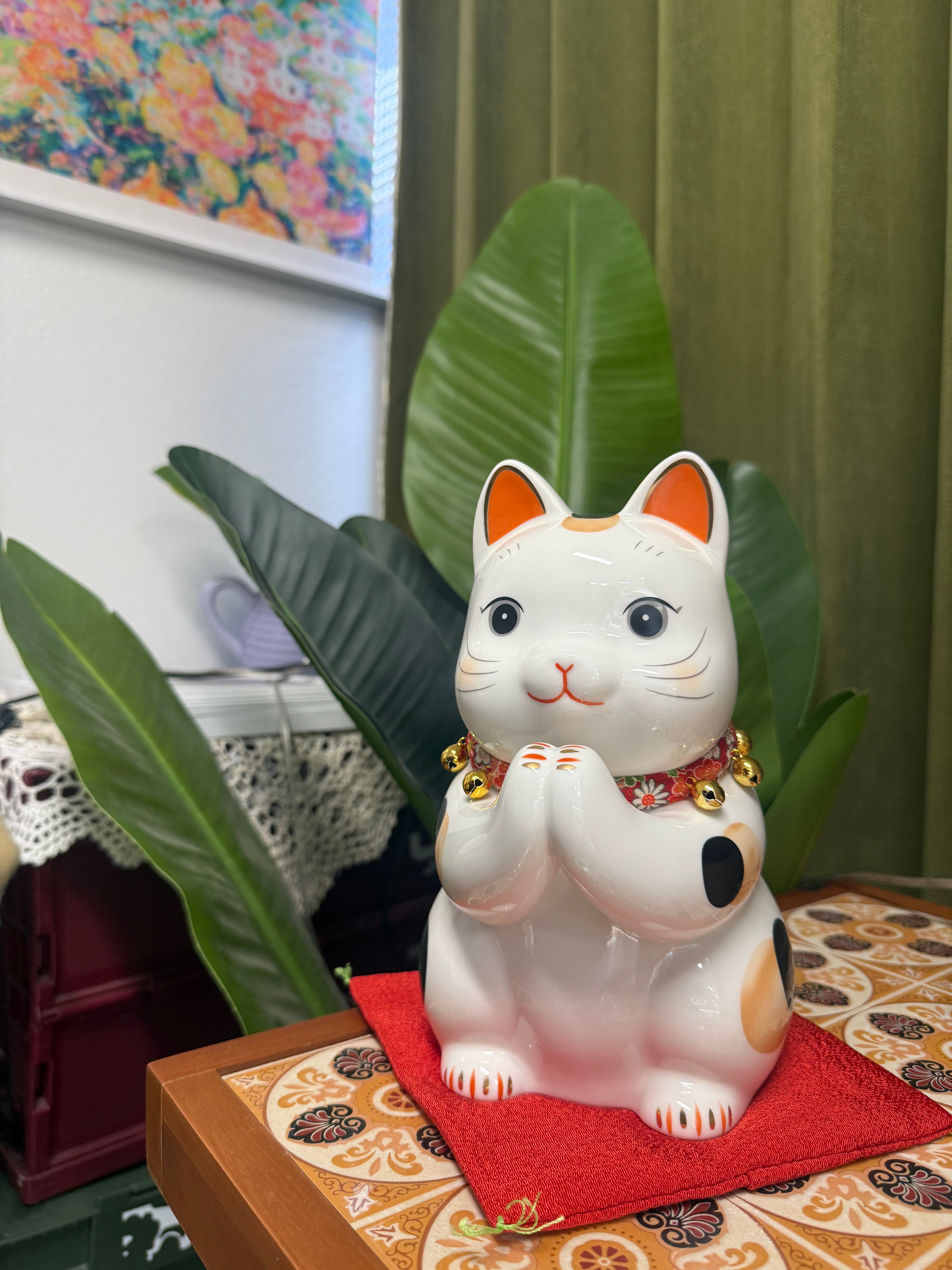 Yakushigama Hand-painted Fuku-Fuku Wishing Cat Coin Bank  23CM 薬師窯 招财猫 彩绘 福福拜托 储蓄罐 大号 #7830约23CM