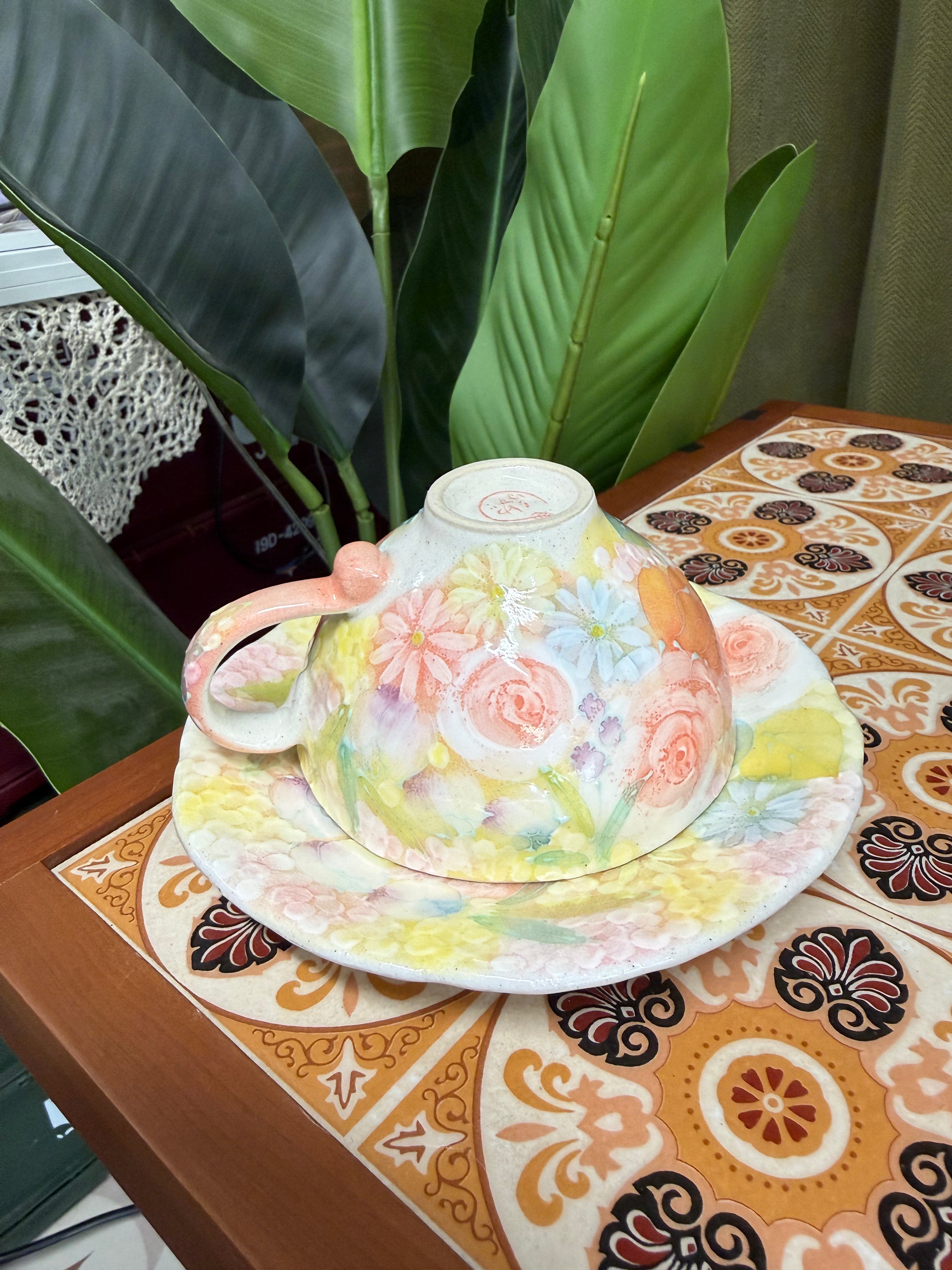 Seto-yaki Kobo Yuzuriha "Heian Miyabi Hana" Hand-painted Coffee Cup and Saucer 日本 濑户烧 工房风花“平安雅花”手作彩绘陶瓷咖啡杯碟套装 #47041