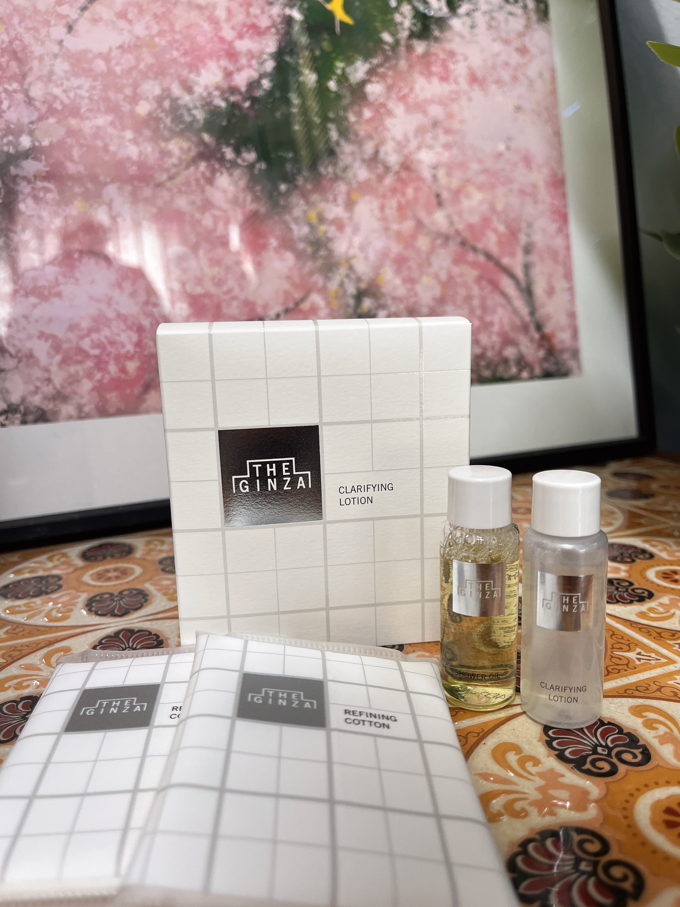 日本银座 GINZA 沐浴油10ml➕焕颜柔肤水8ml➕化妆棉4片 回馈小样超值套装