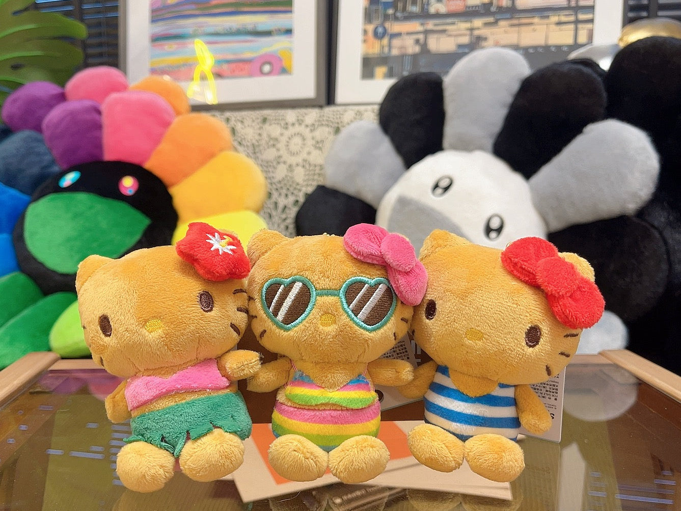 日本 SANRIO 三丽鸥 HELLO KITTY 夏威夷风情黑皮KITTY挂件