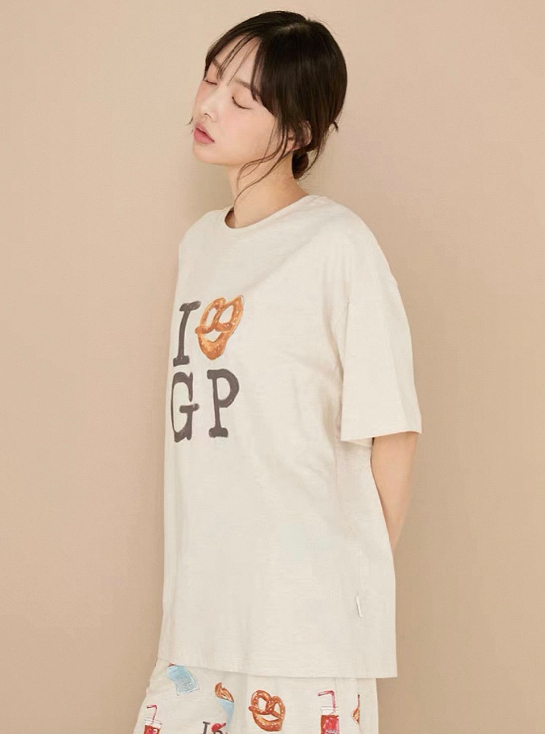 日本 gelato pique  26春夏新品 美式美食系列家居服 燕麦色短袖长裤套装 均码