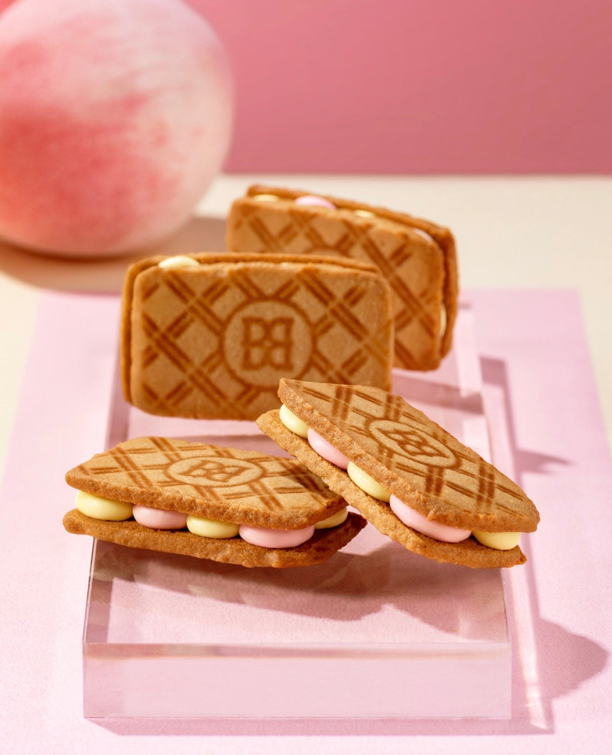 【Pre-order Item】Butter States White Peach Butter Whipped Cream Sandwiches 预定款白桃黄奶油夹心饼干 8pcs（EXP 10/2028）