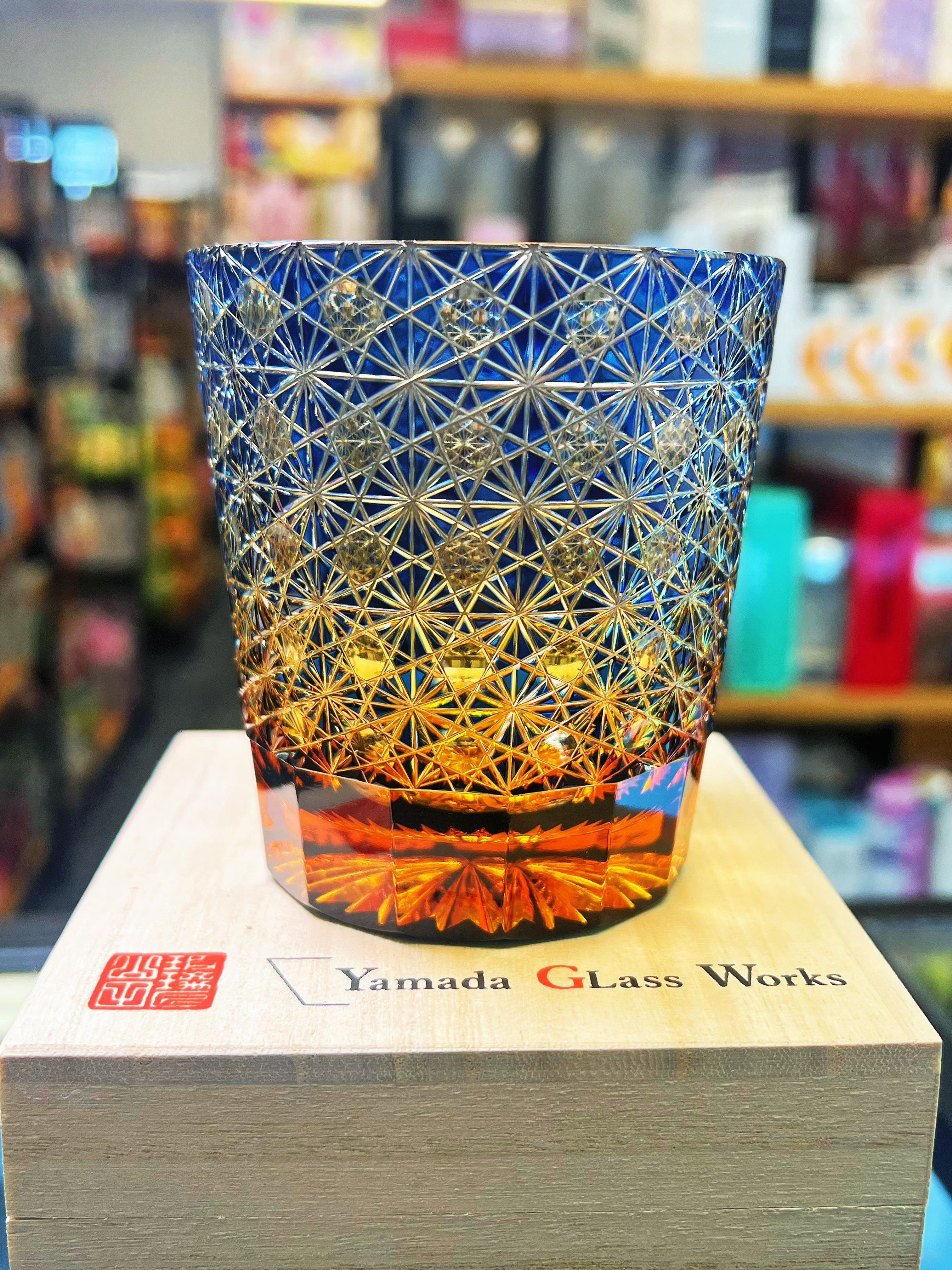 日本Yamada山田硝子 【作家：山田真照 Masaaki Yamada】江户切子  緣繫 菊纹冷酒杯子 威士忌杯 蓝色