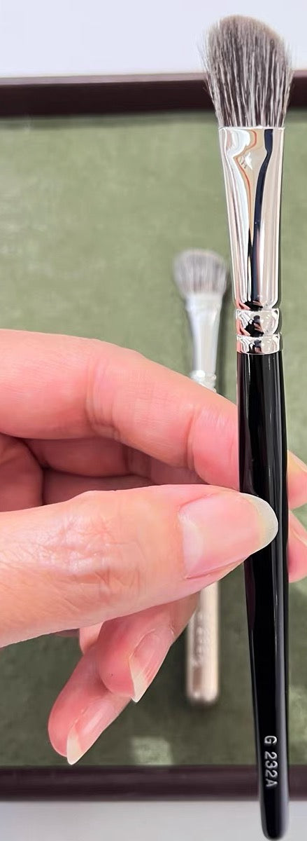 白凤堂 Hakuhodo 【G232A，灰松毛:毛质柔软,上妆效果自然】鼻影刷