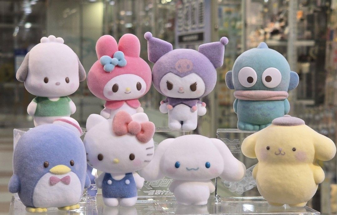 日本 SANRIO  三丽鸥角色朋友玩偶 植绒娃娃食玩 款式随机一个 （8选1）