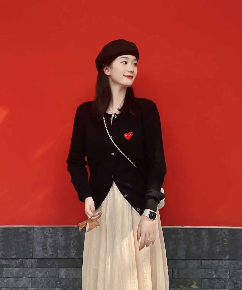 COMME des GARÇONS 川久保玲  开衫 【黑色圆领 单红心♥️】
