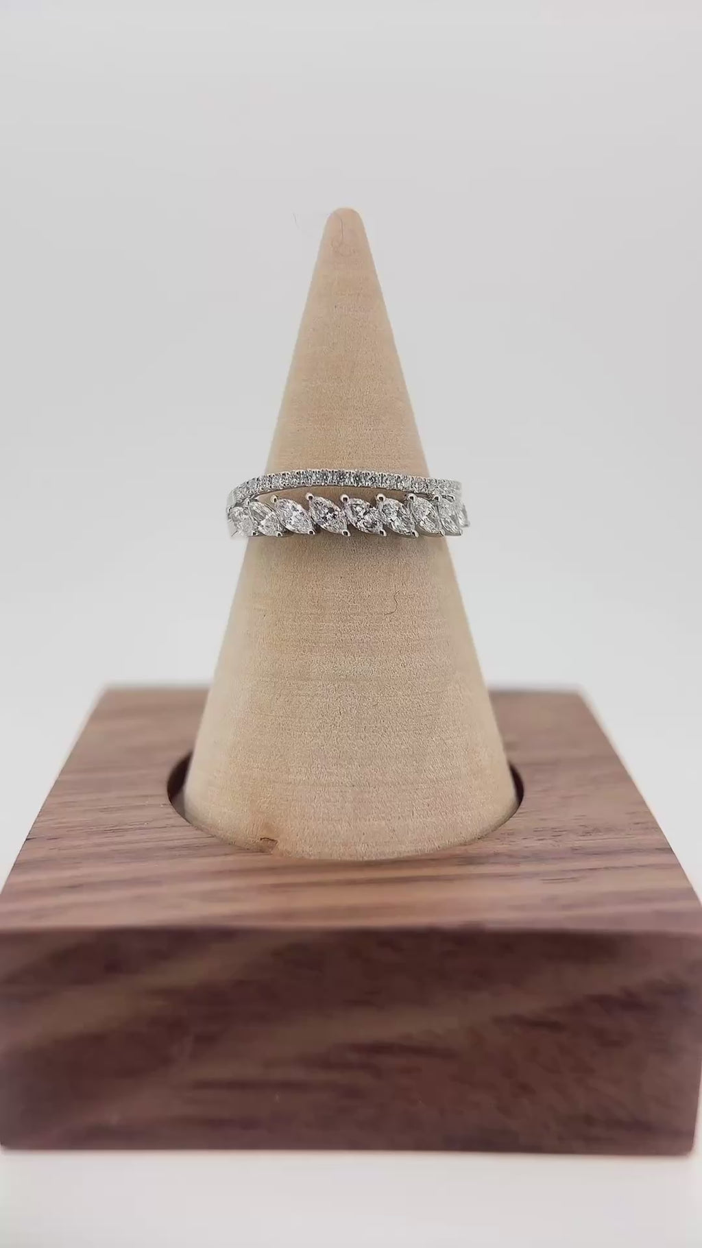Diamonds Ring