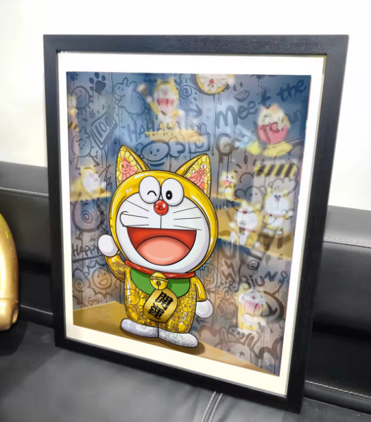 【Pre-order item, expected to arrive in the U.S. around mid-December.】Artwork 隐形富豪《迎福》 哆啦A梦潮流代艺术装裱画（SIZE：65*80cm）
