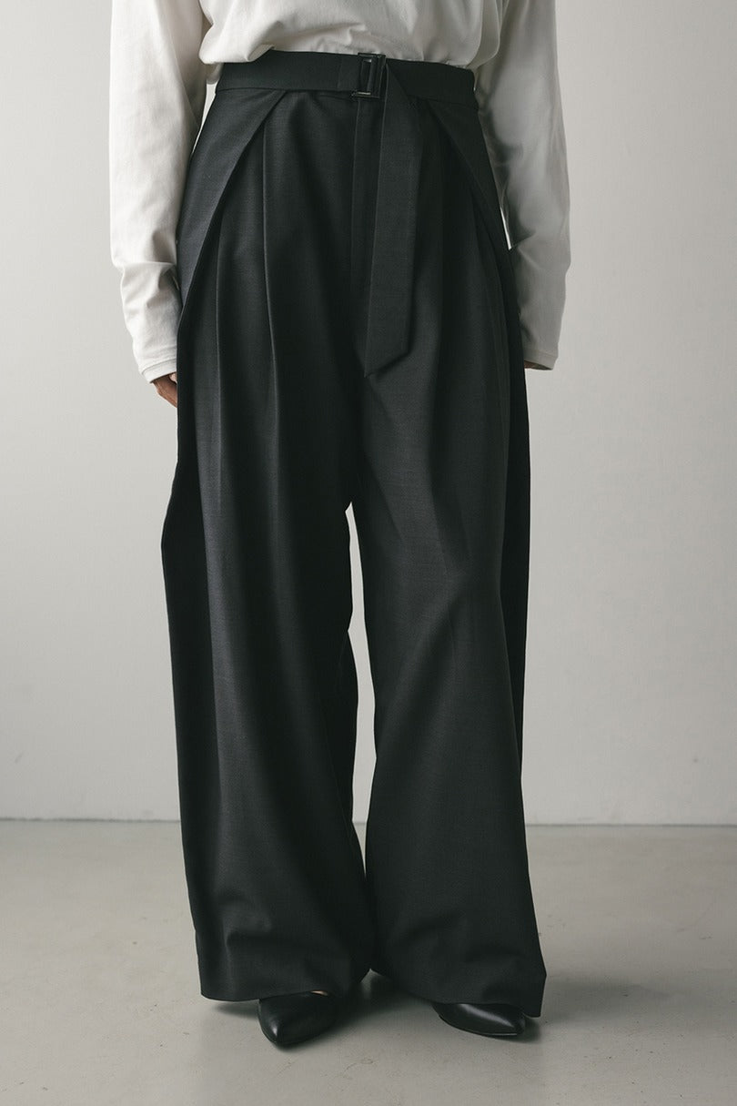 日本 STYLEMIXER 腰部褶皱西裤（腰围66cm以内可以穿）