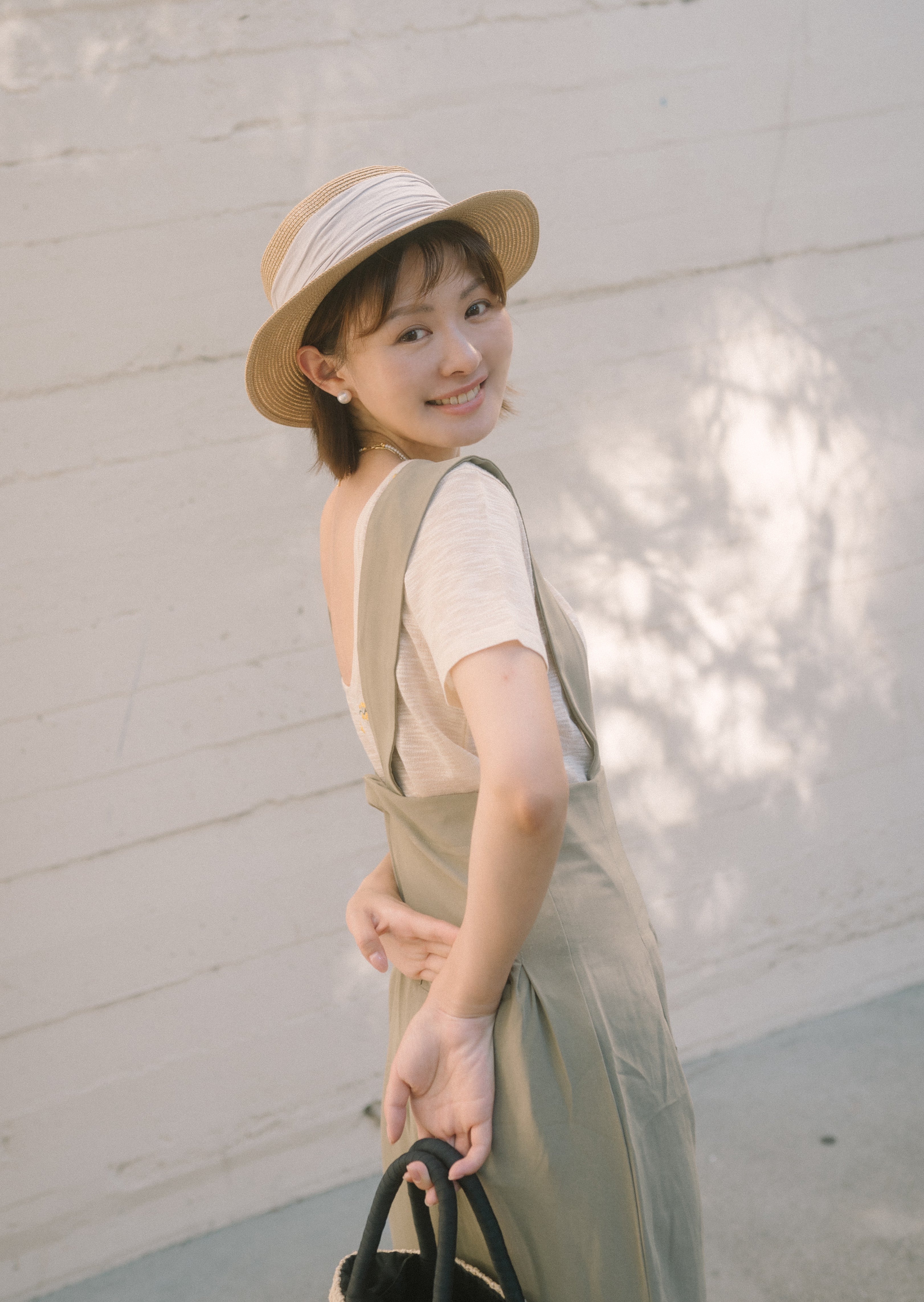 【Riko's collection】日系小清新 刺绣小花上衣 均码